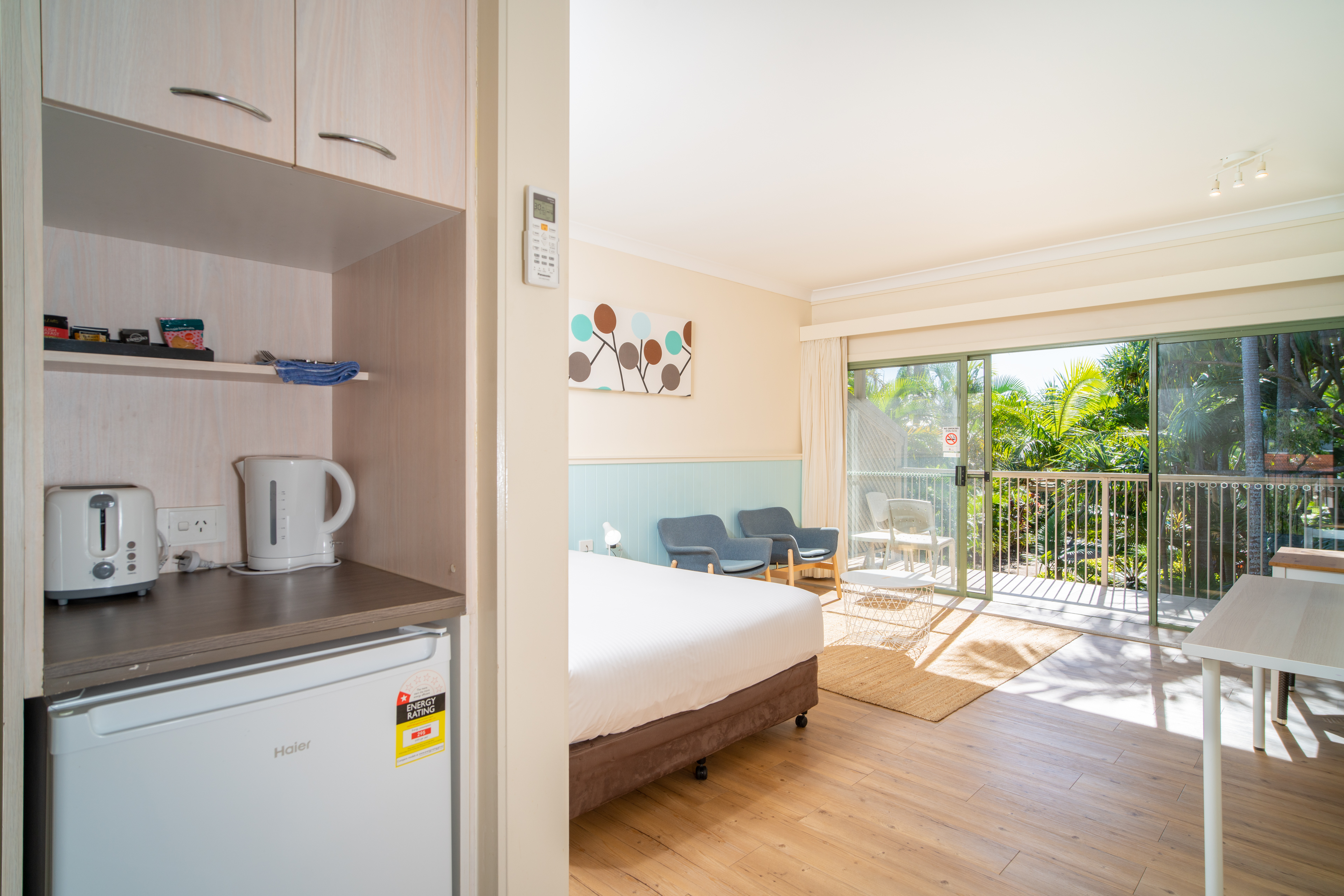 Double Queen Size Bed