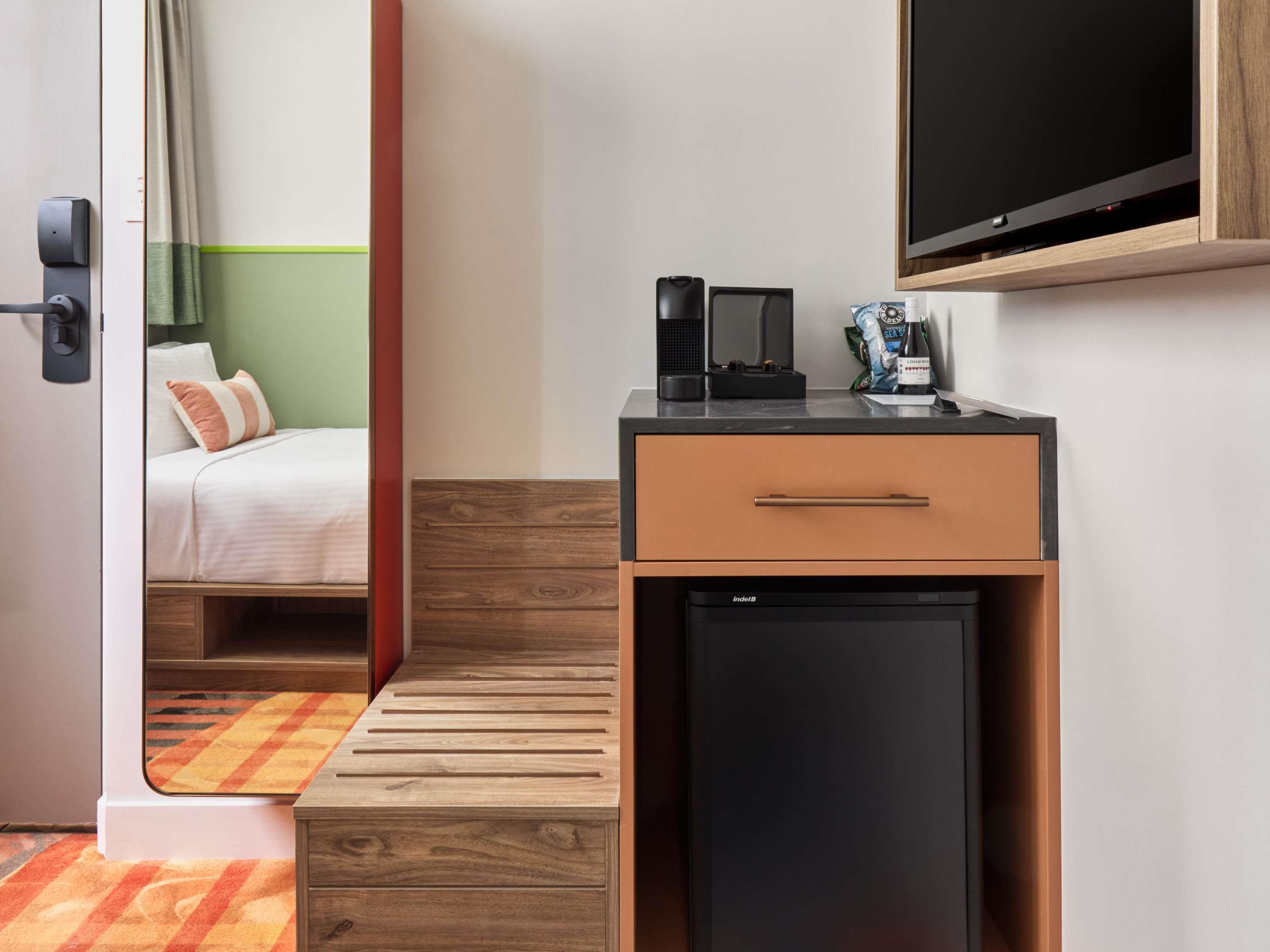 Double Queen Size Bed