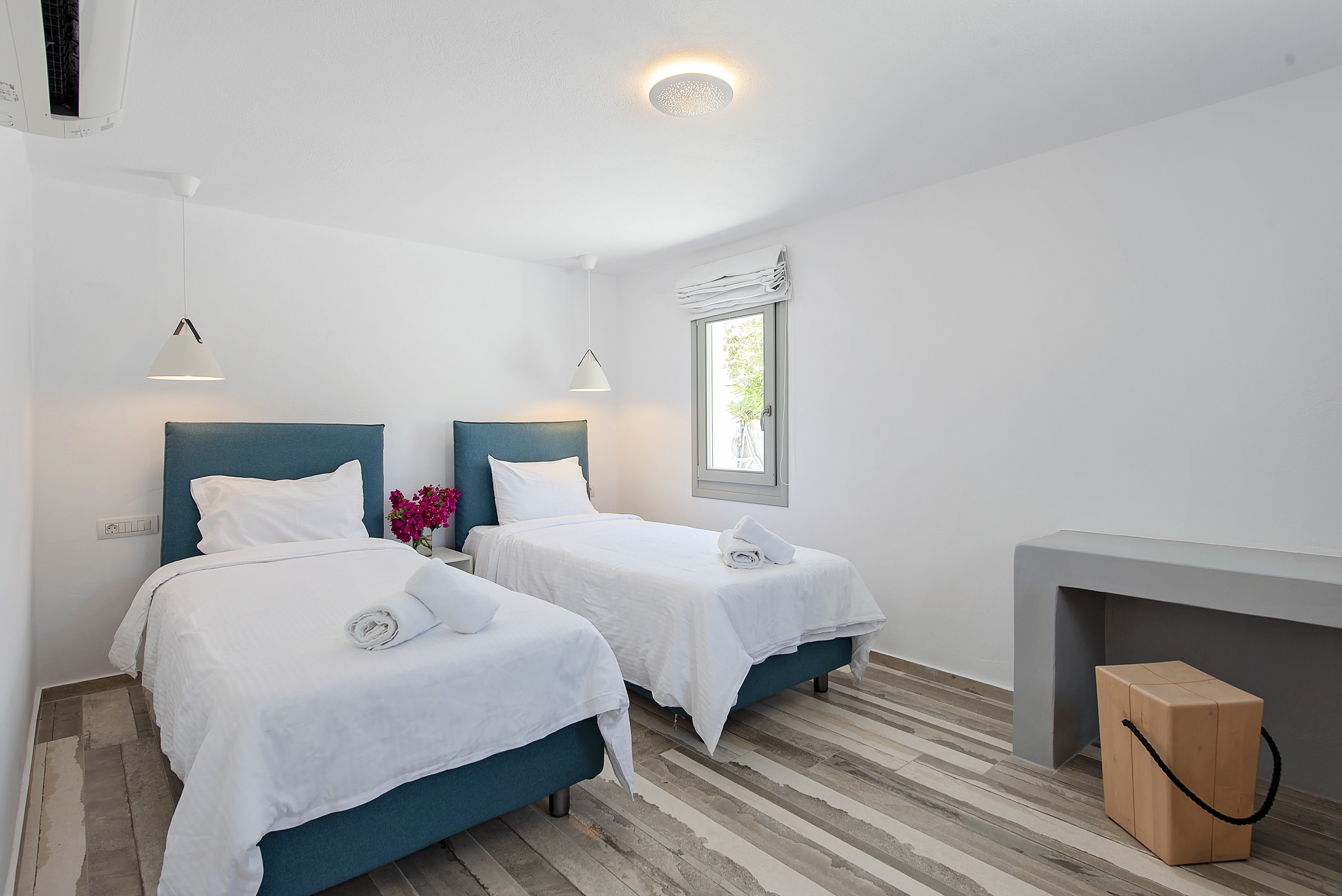 Family Room Garden View