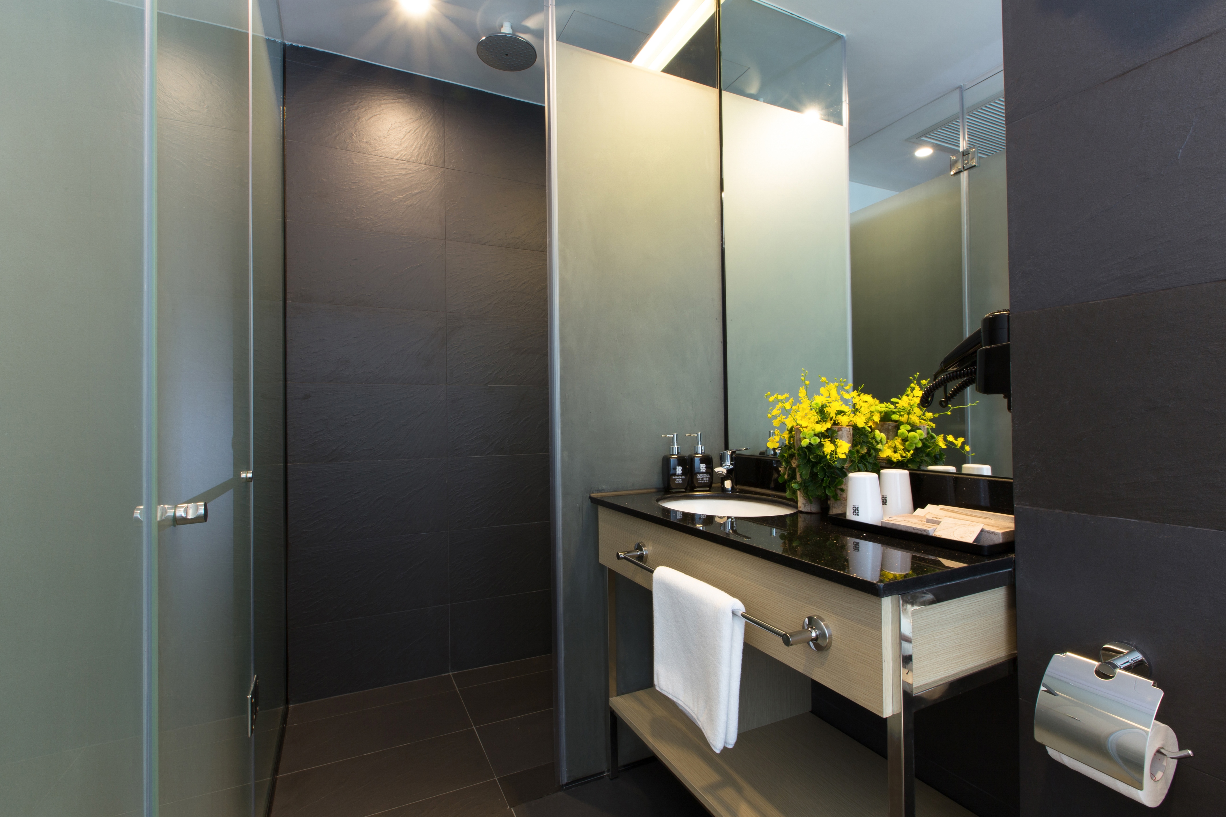 Double Deluxe City View King Bed