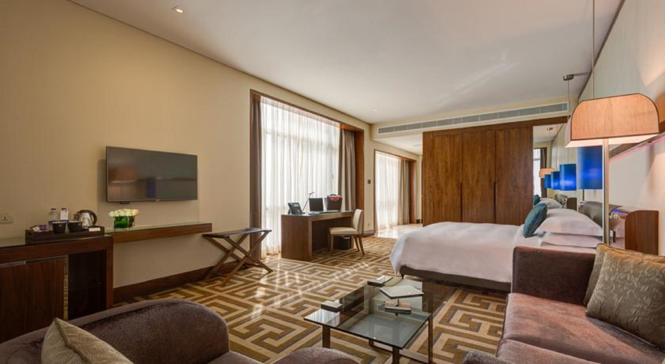 Suite Club