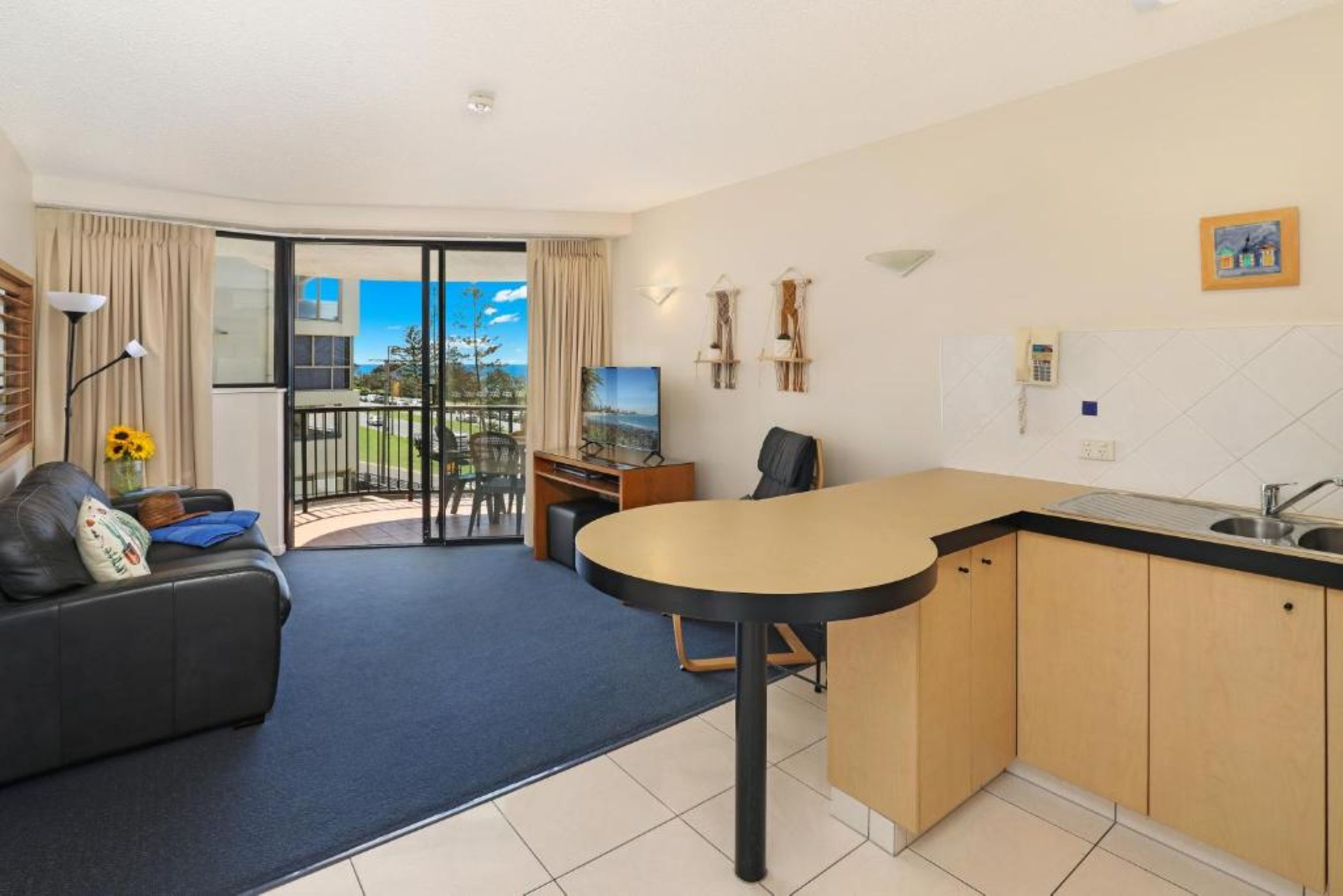 Apartment Deluxe One Bedroom