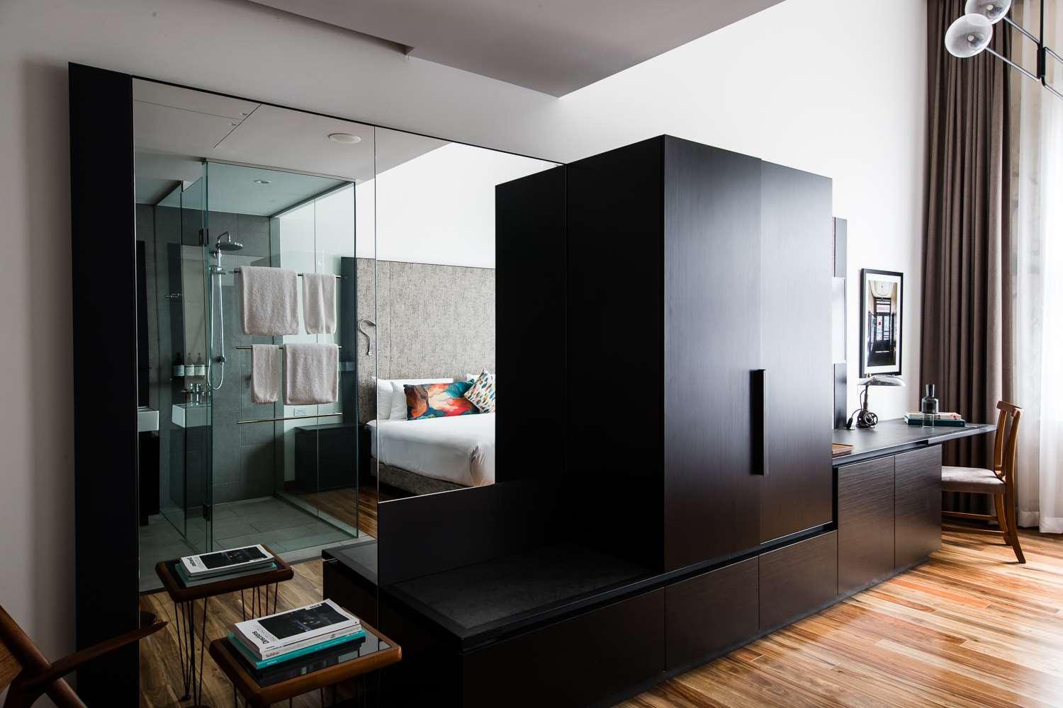 Double or Twin Standard