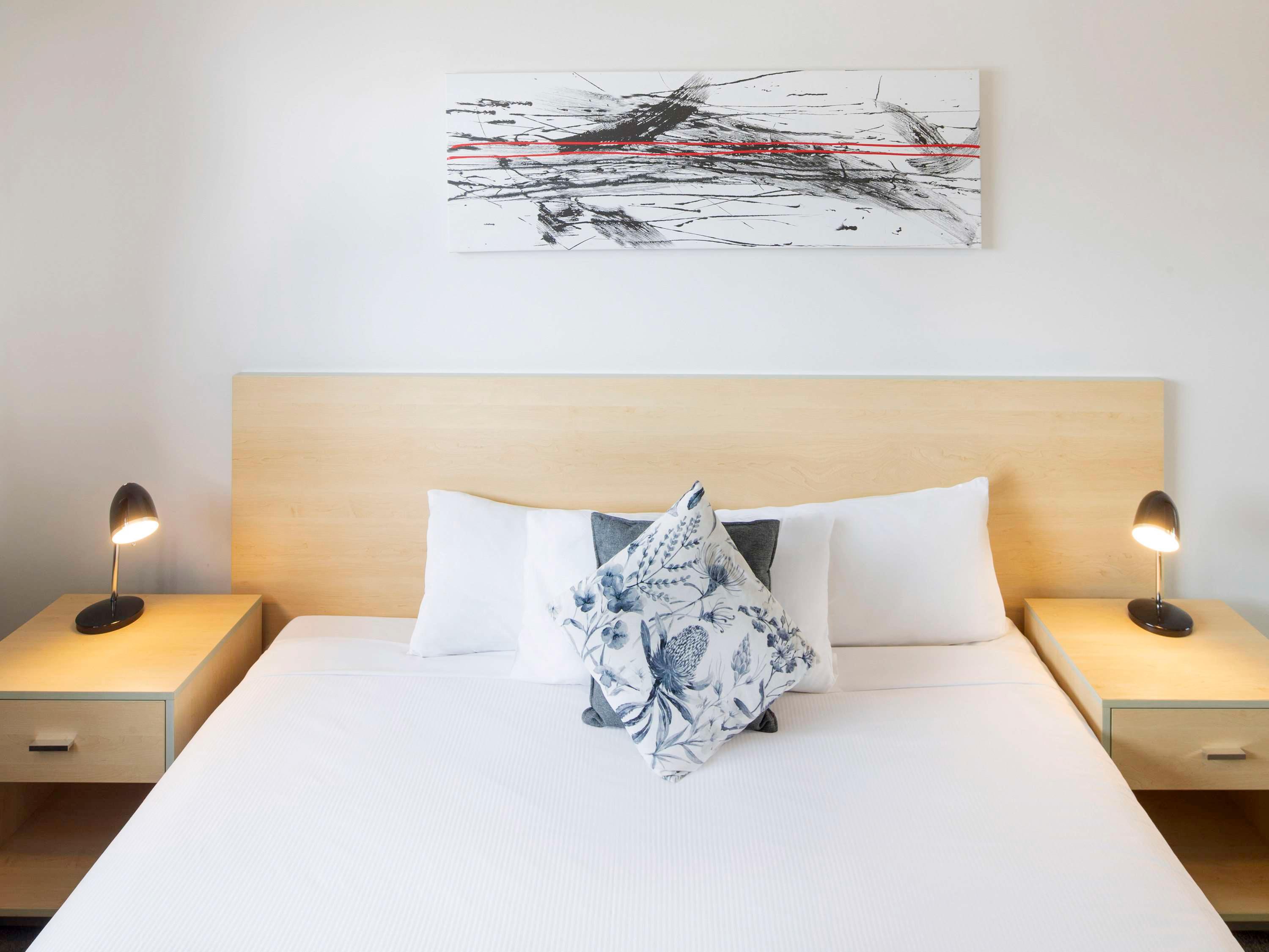 Apartment Queen Size Bed