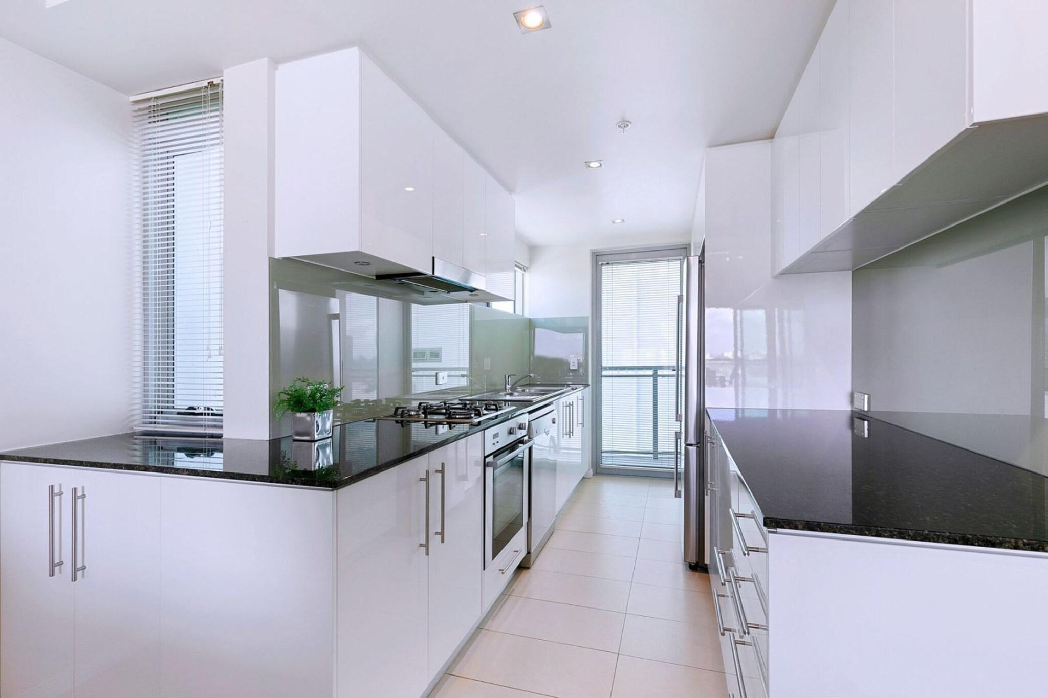 Apartment Queen Bed Two Bedrooms