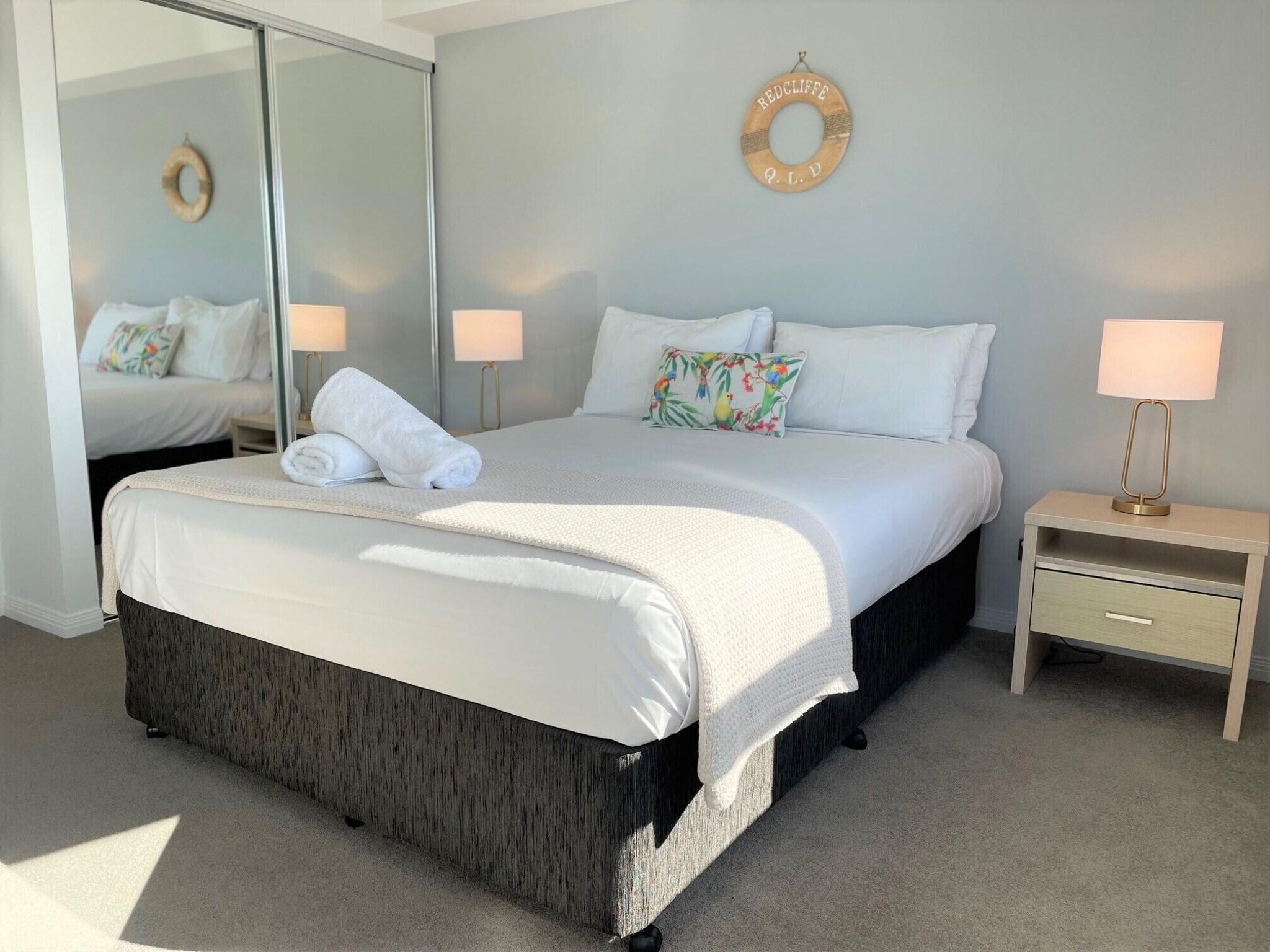 Apartment Queen Size Bed