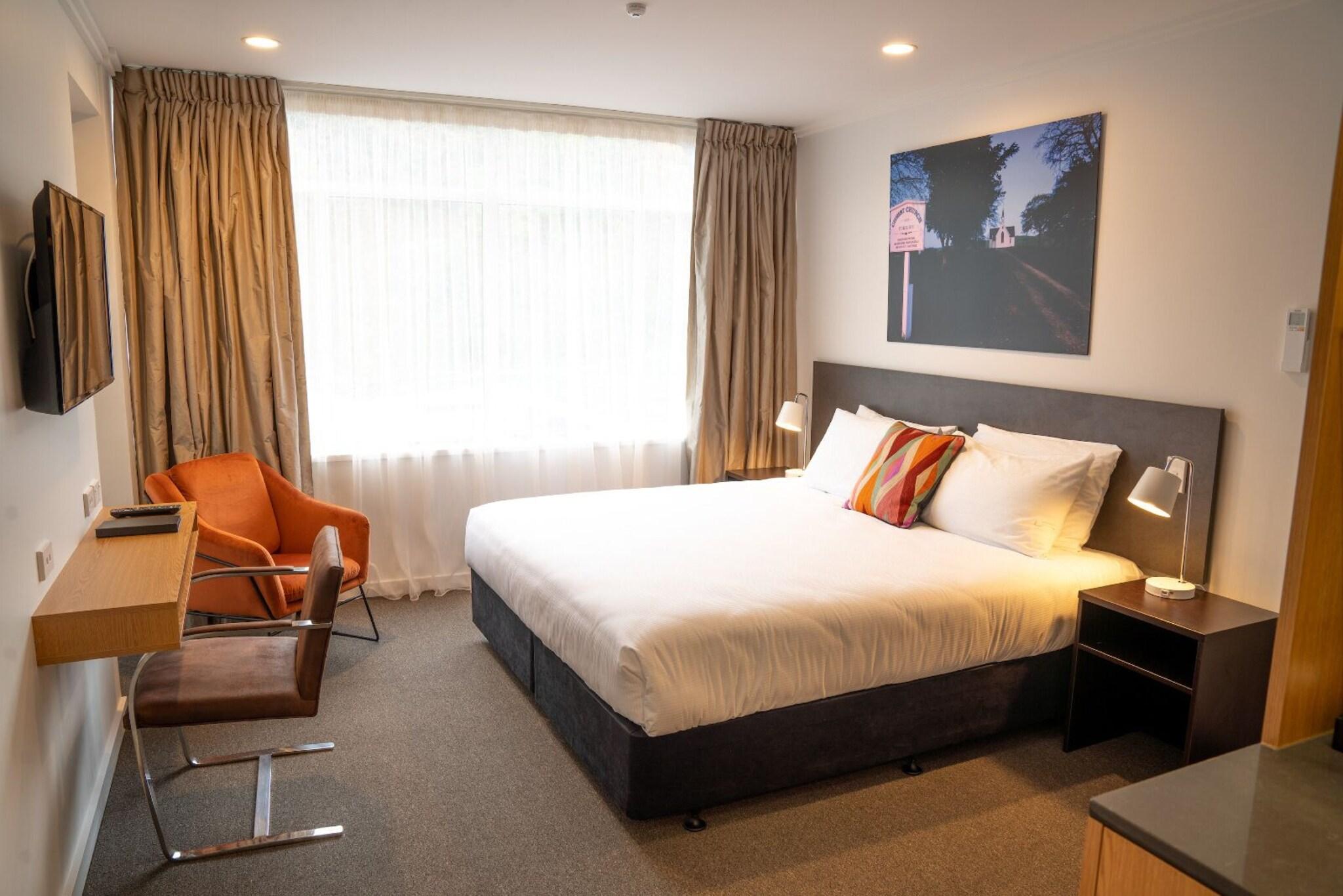 Studio Deluxe King Bed