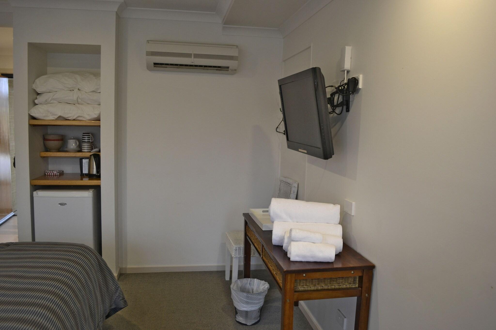 Double or Twin Two Beds