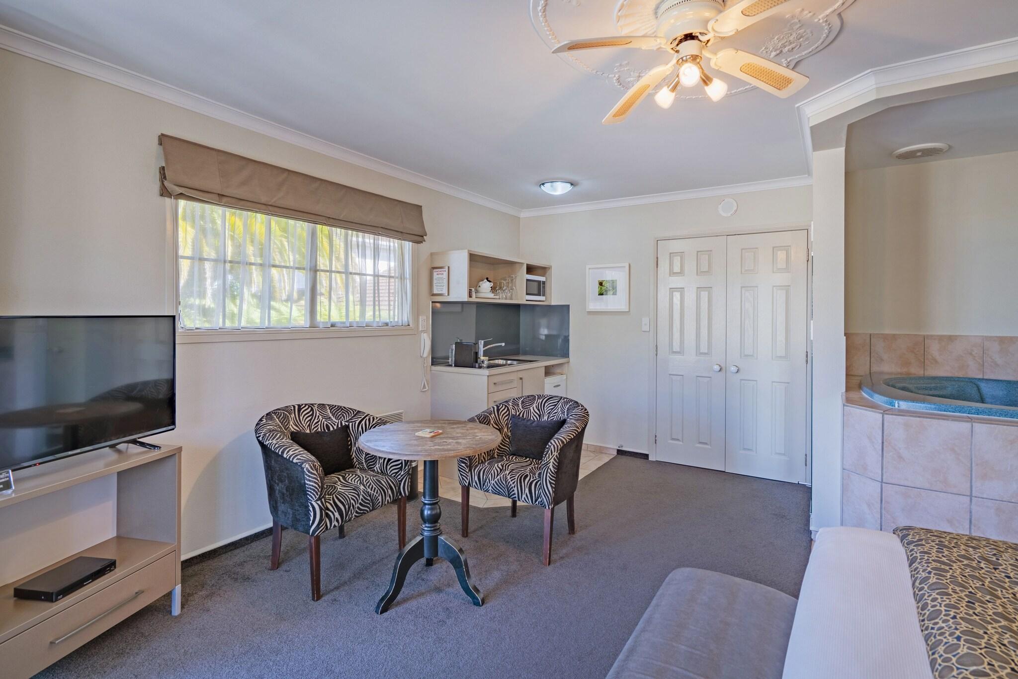 Suite with Private Pool