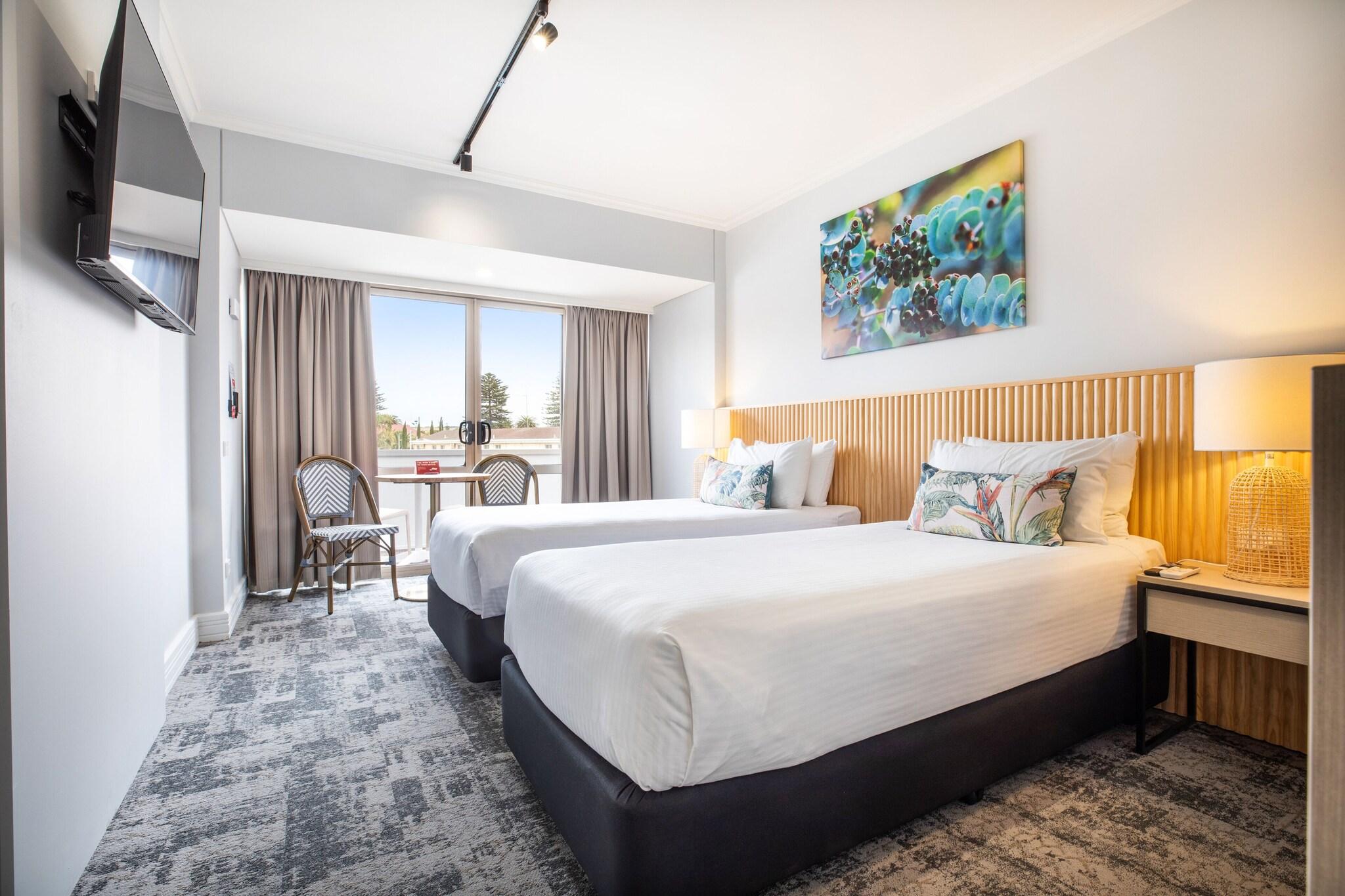 Studio King Size Bed