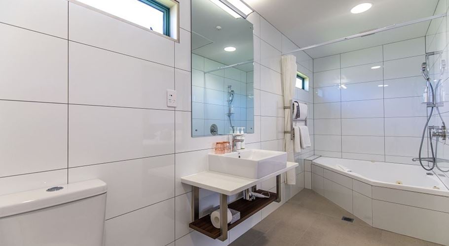 Double Superior King Bed