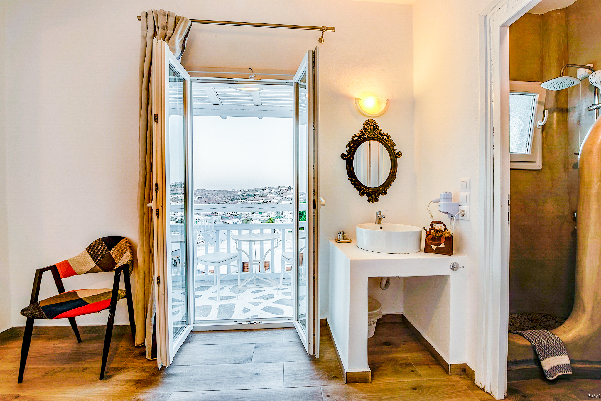 Double or Twin Superior