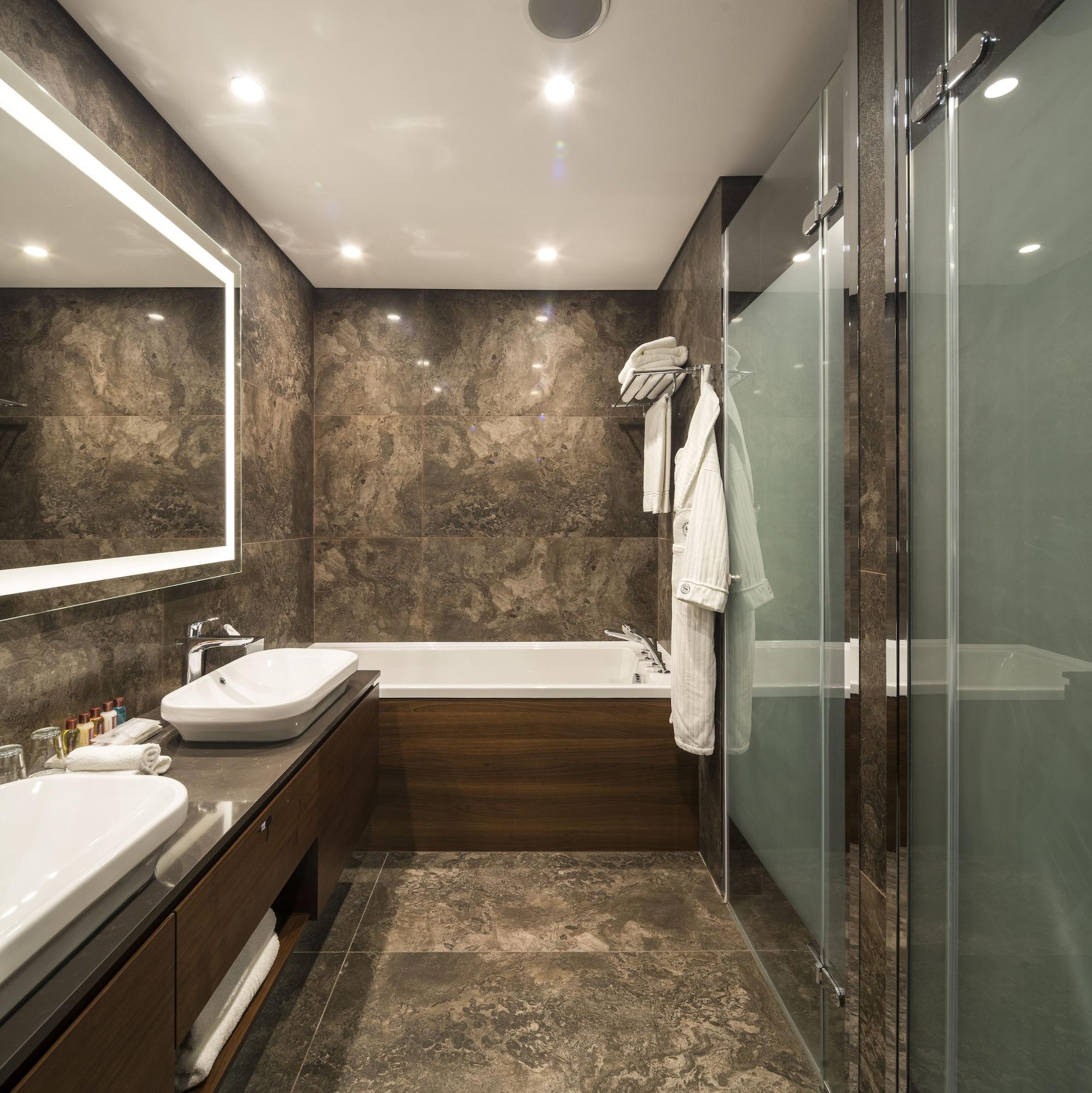 Suite Executive King Bed