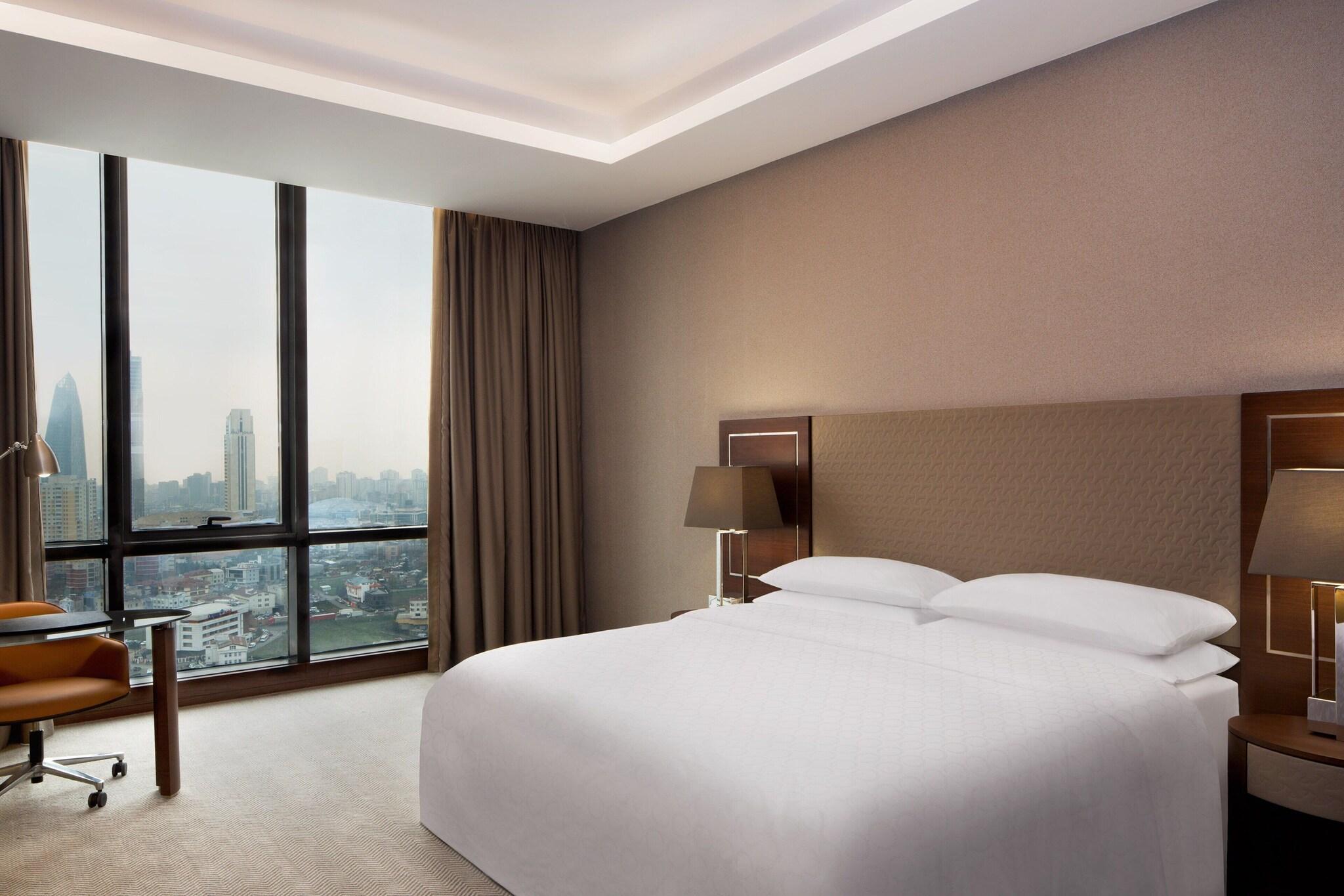 Double Deluxe King Bed