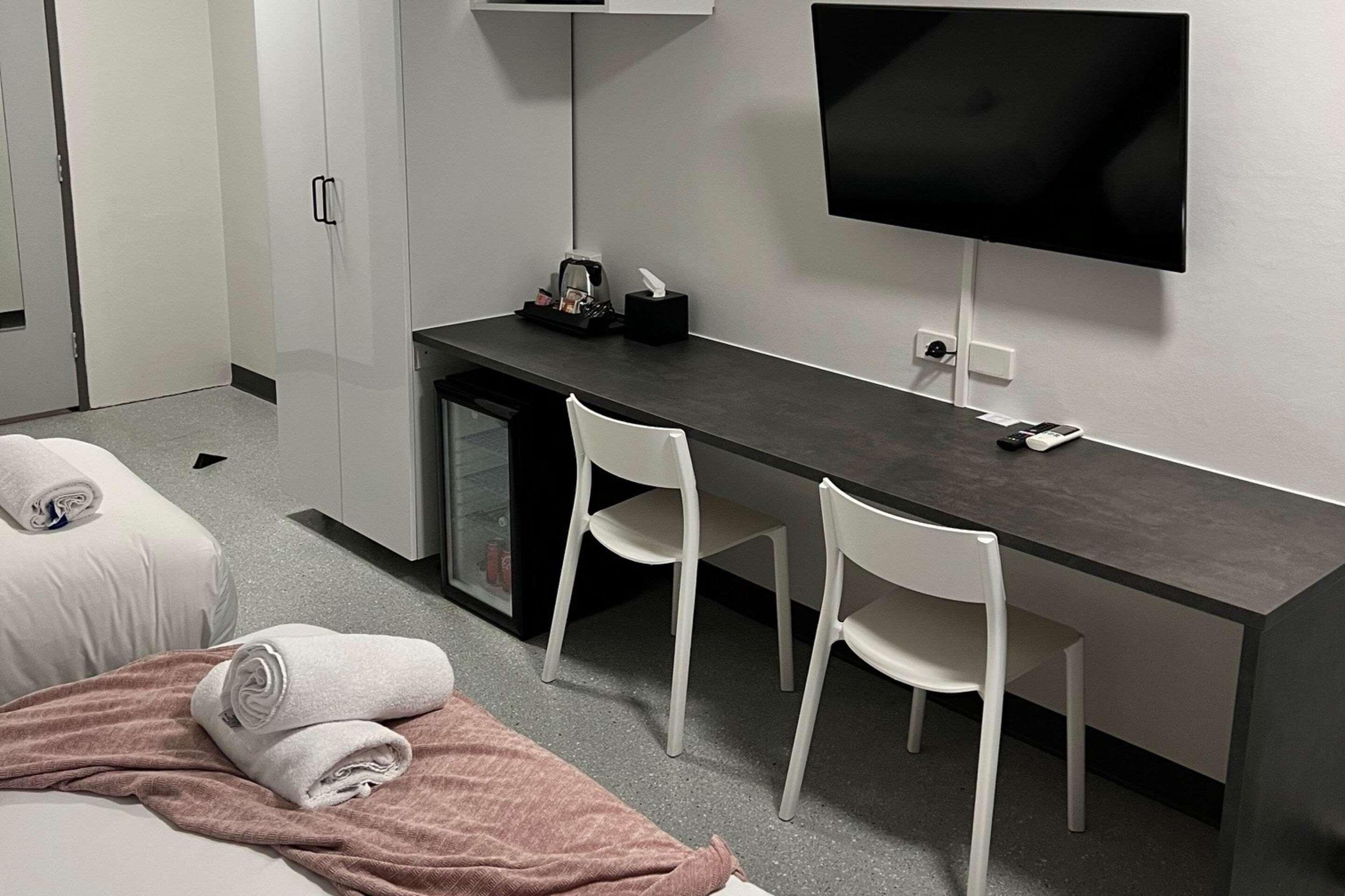 Quadruple Capacity 4