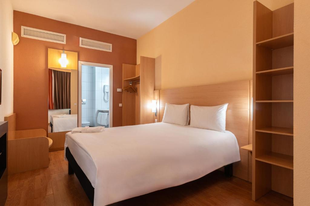 Double Single Luxury City View