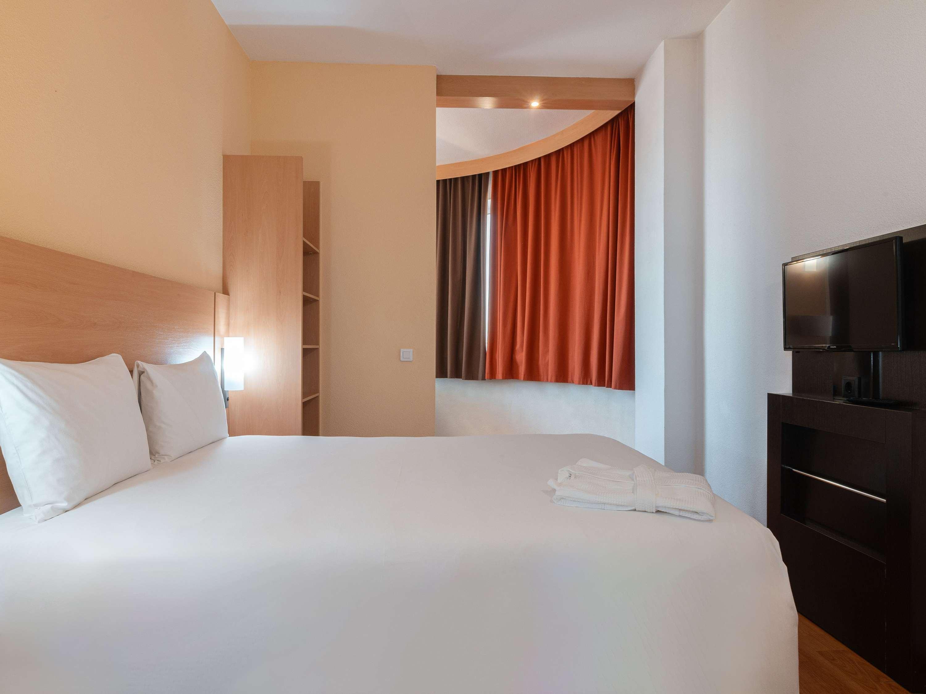 Double Luxury City View