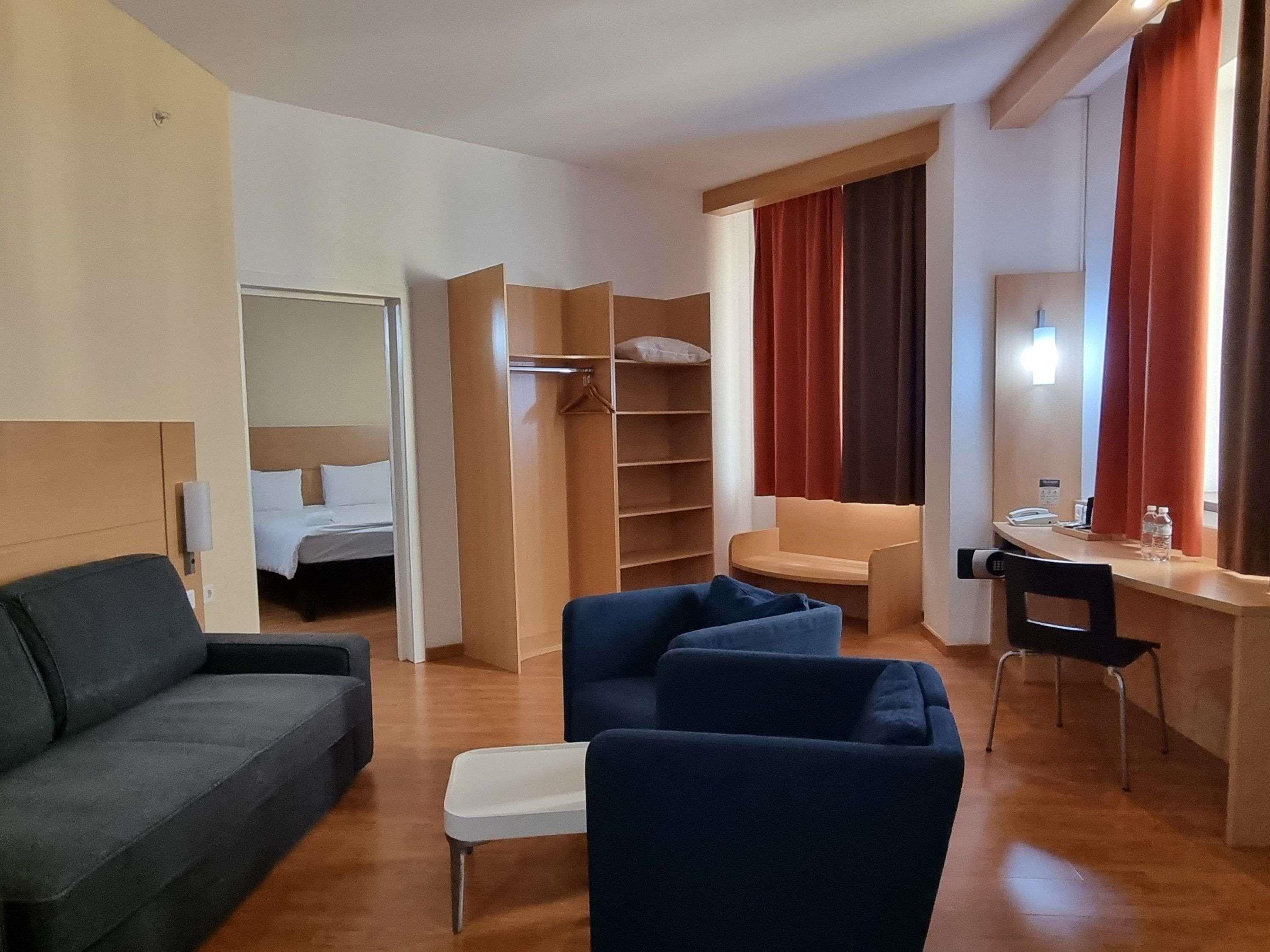 Double Luxury City View