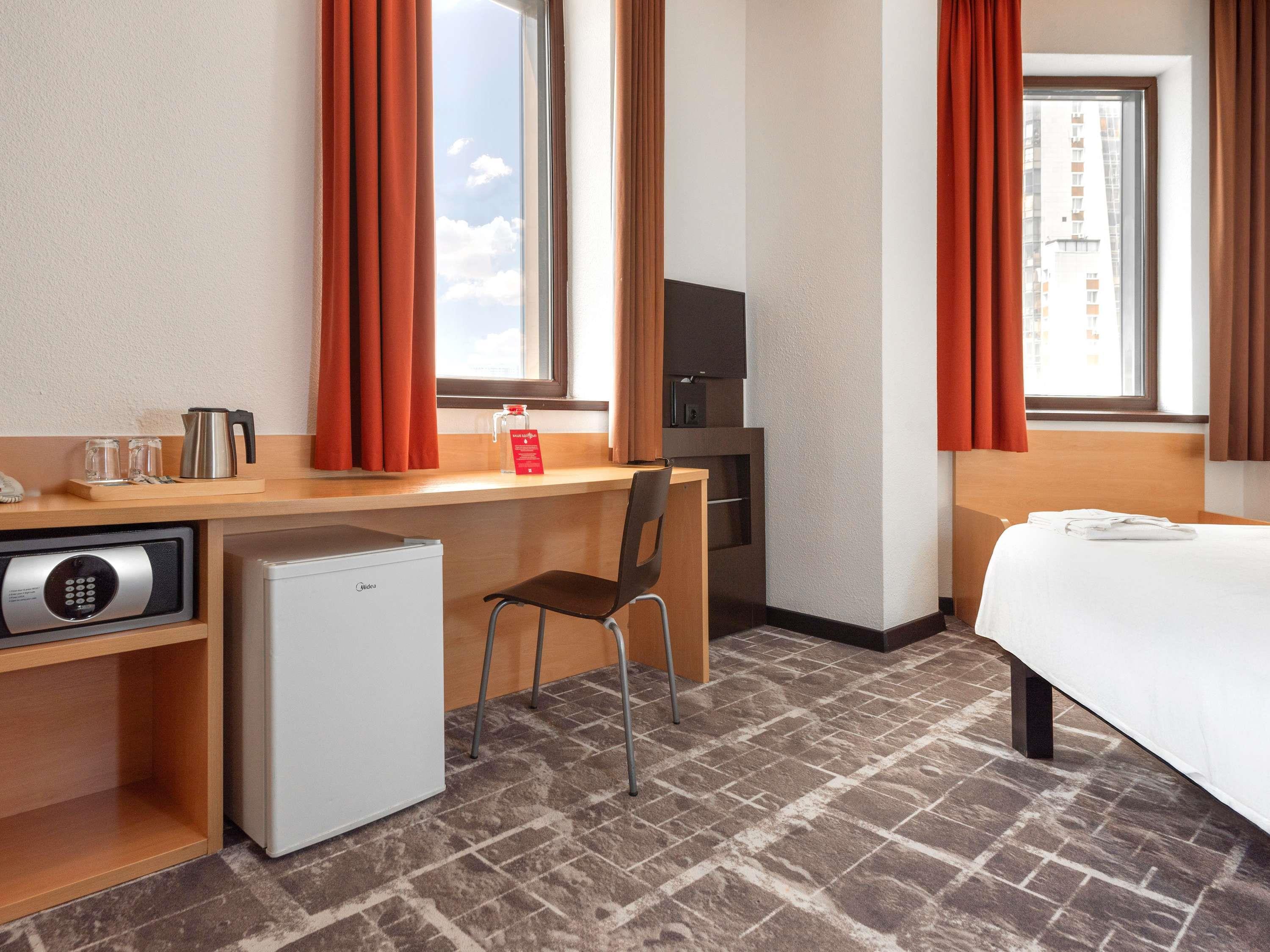 Double Premium City View