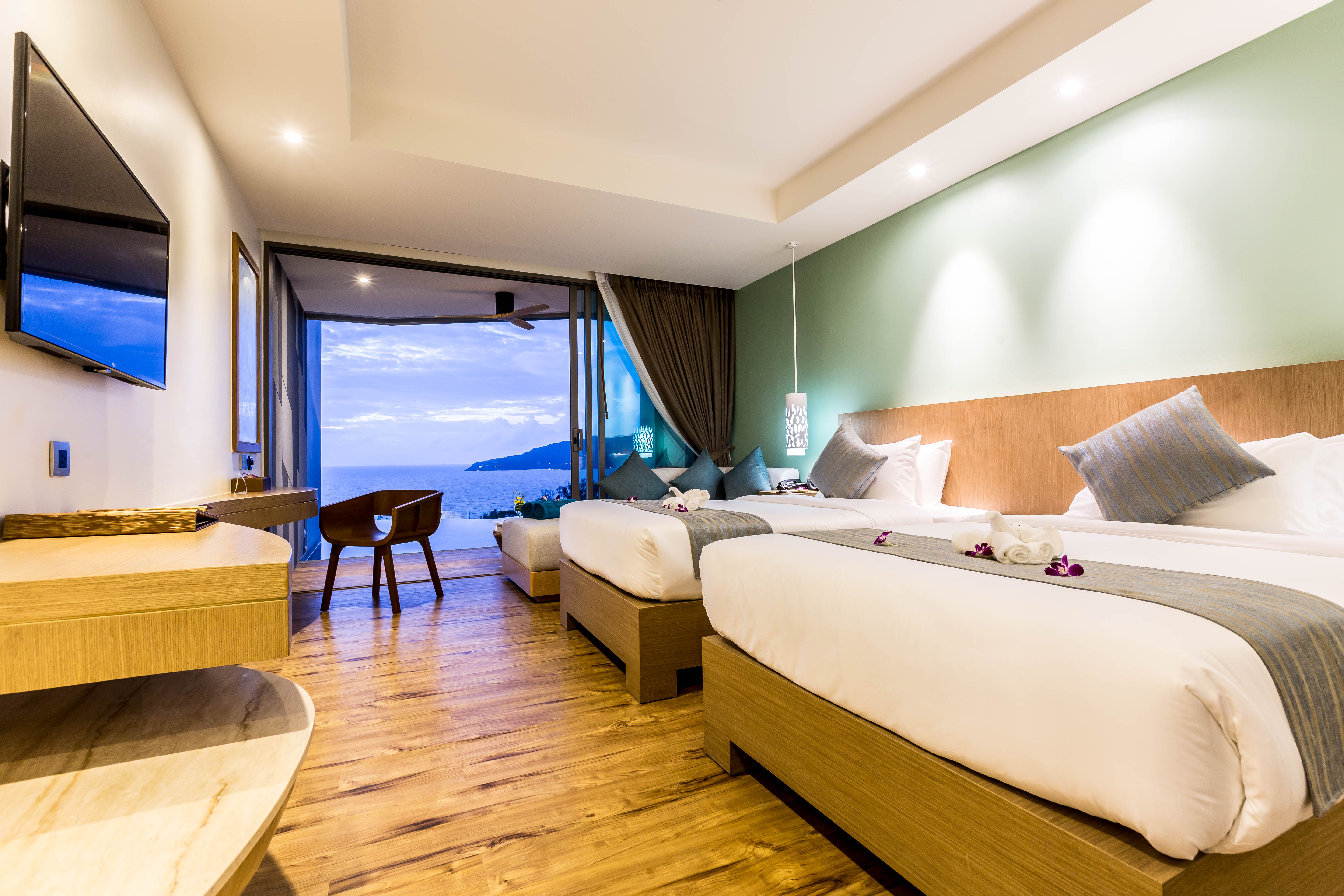 Double or Twin Deluxe