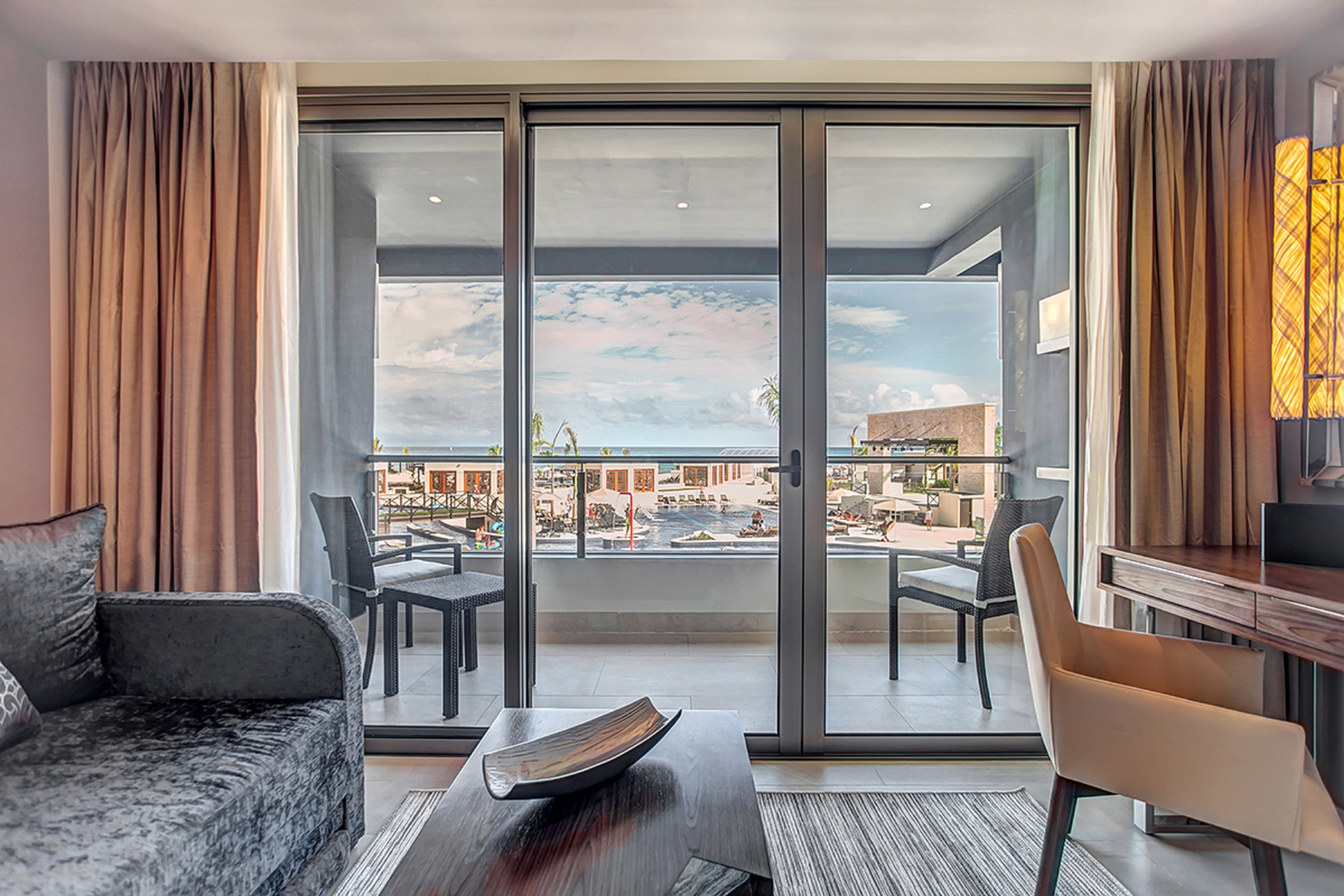 Junior Suite Accessible