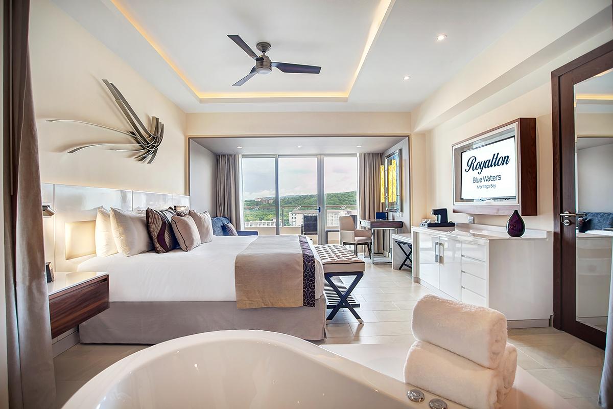 Junior Suite Luxury Ocean View