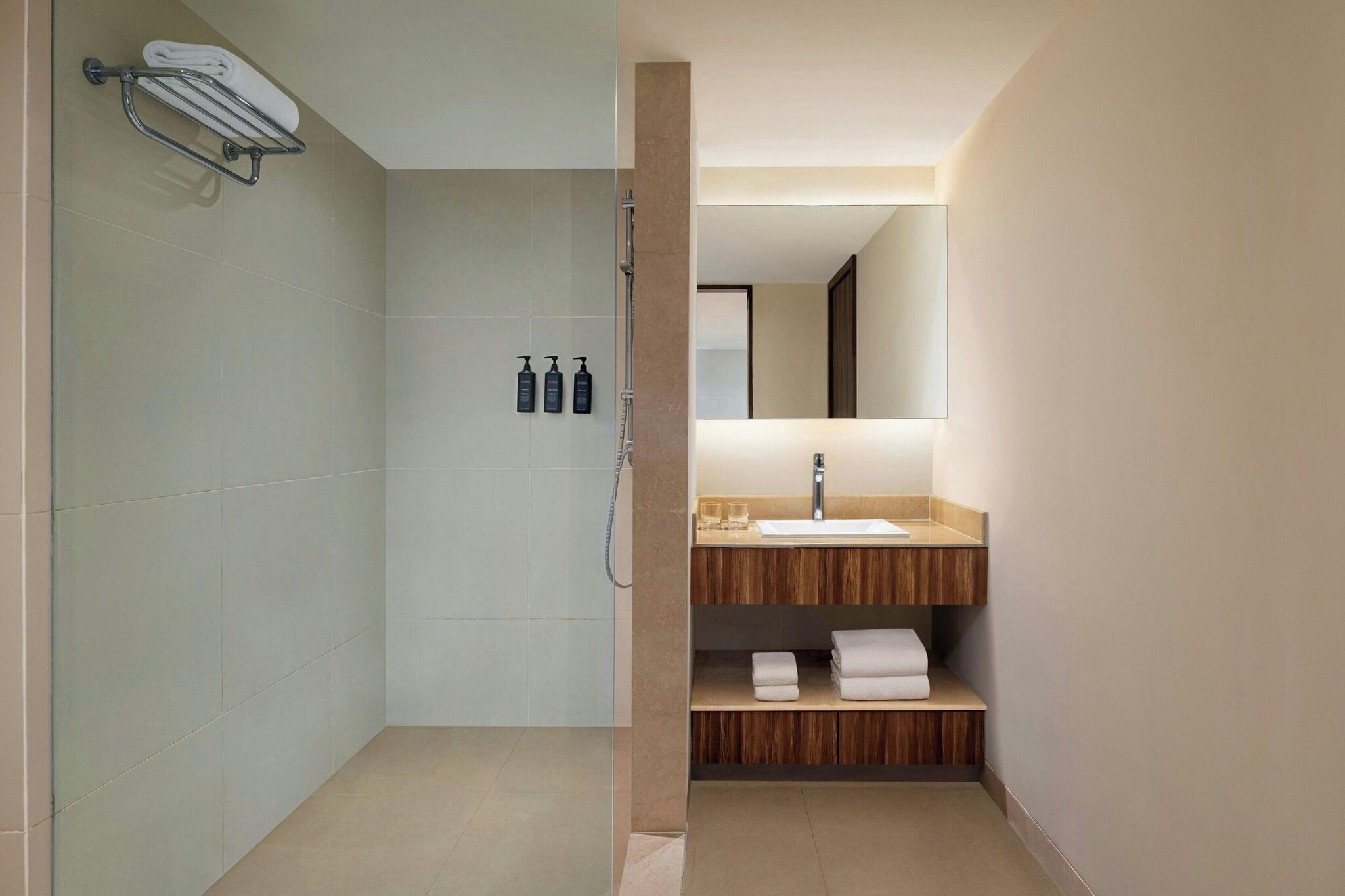 Studio King Bed Non Smoking