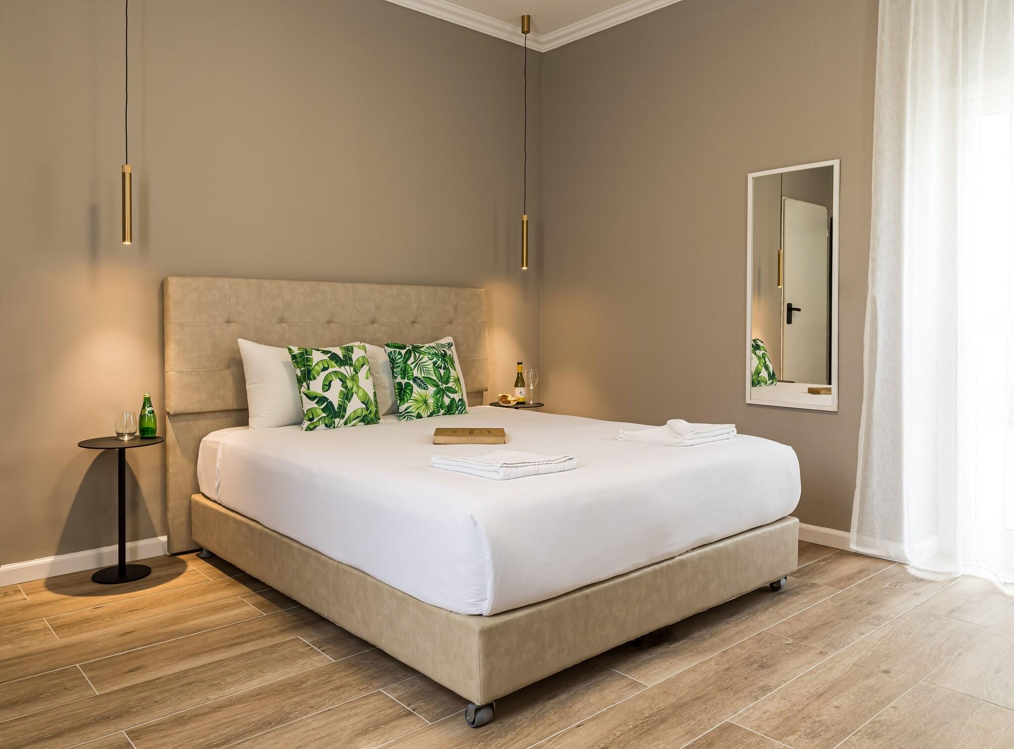 Double Superior Queen Bed