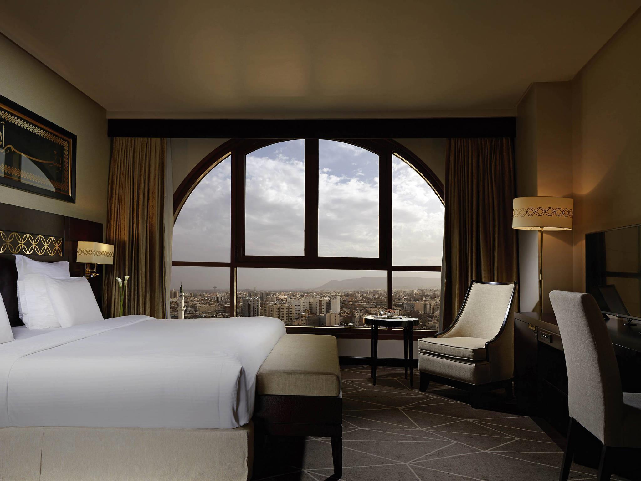 Suite Executive City View