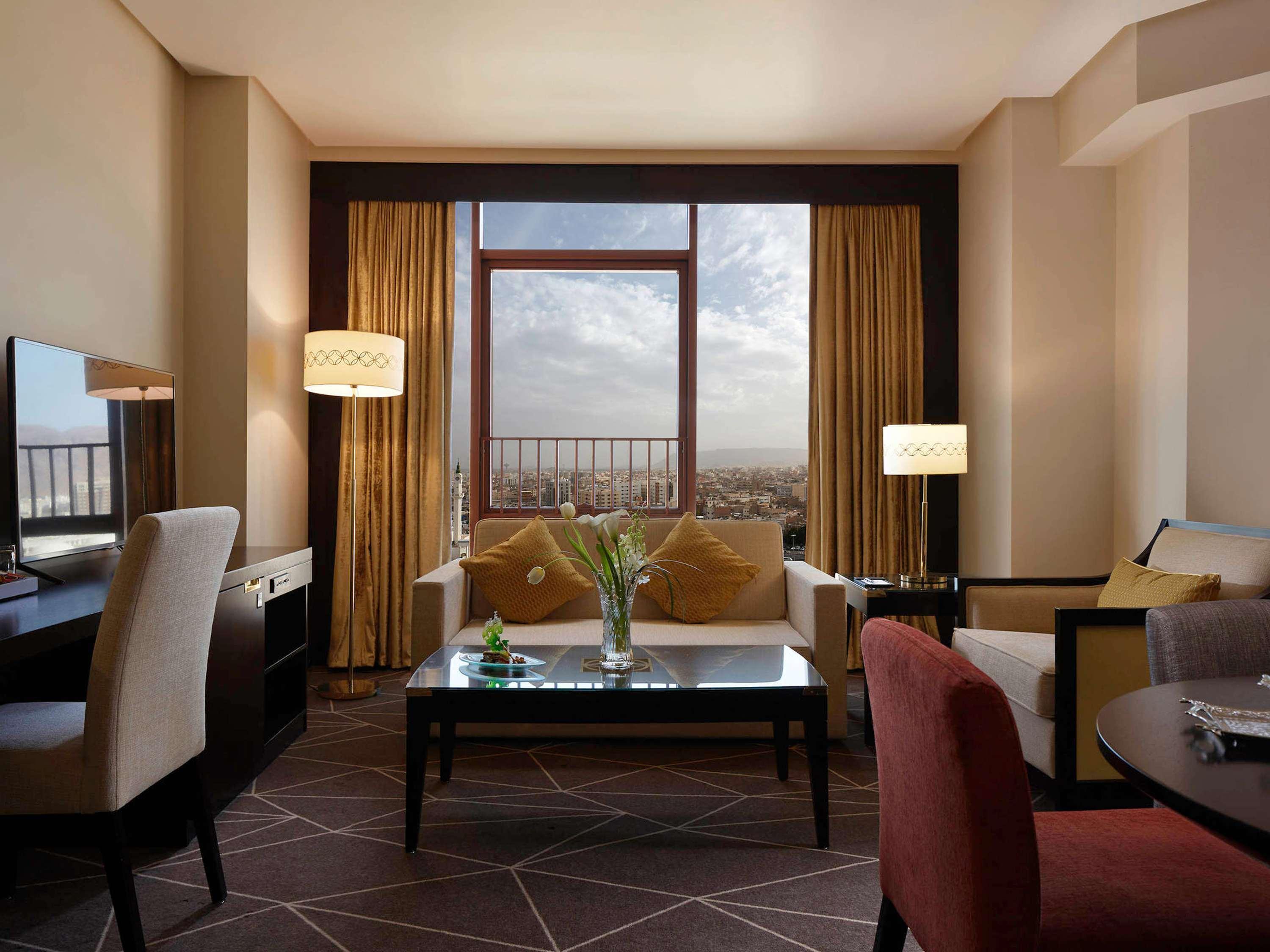 Junior Suite King Size Bed