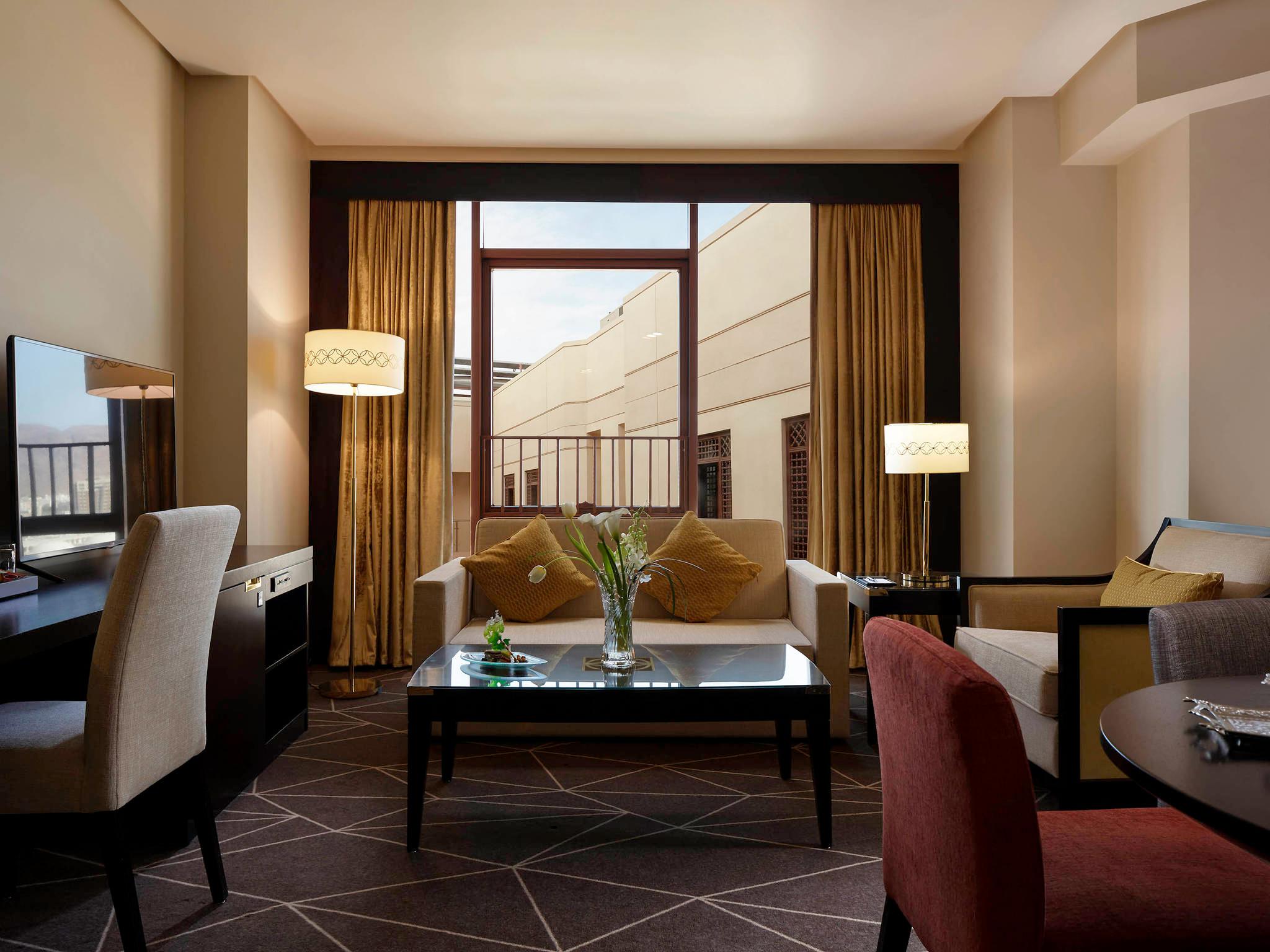 Junior Suite City View