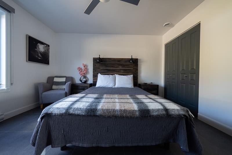 Chalet Three Bedrooms One Bathroom