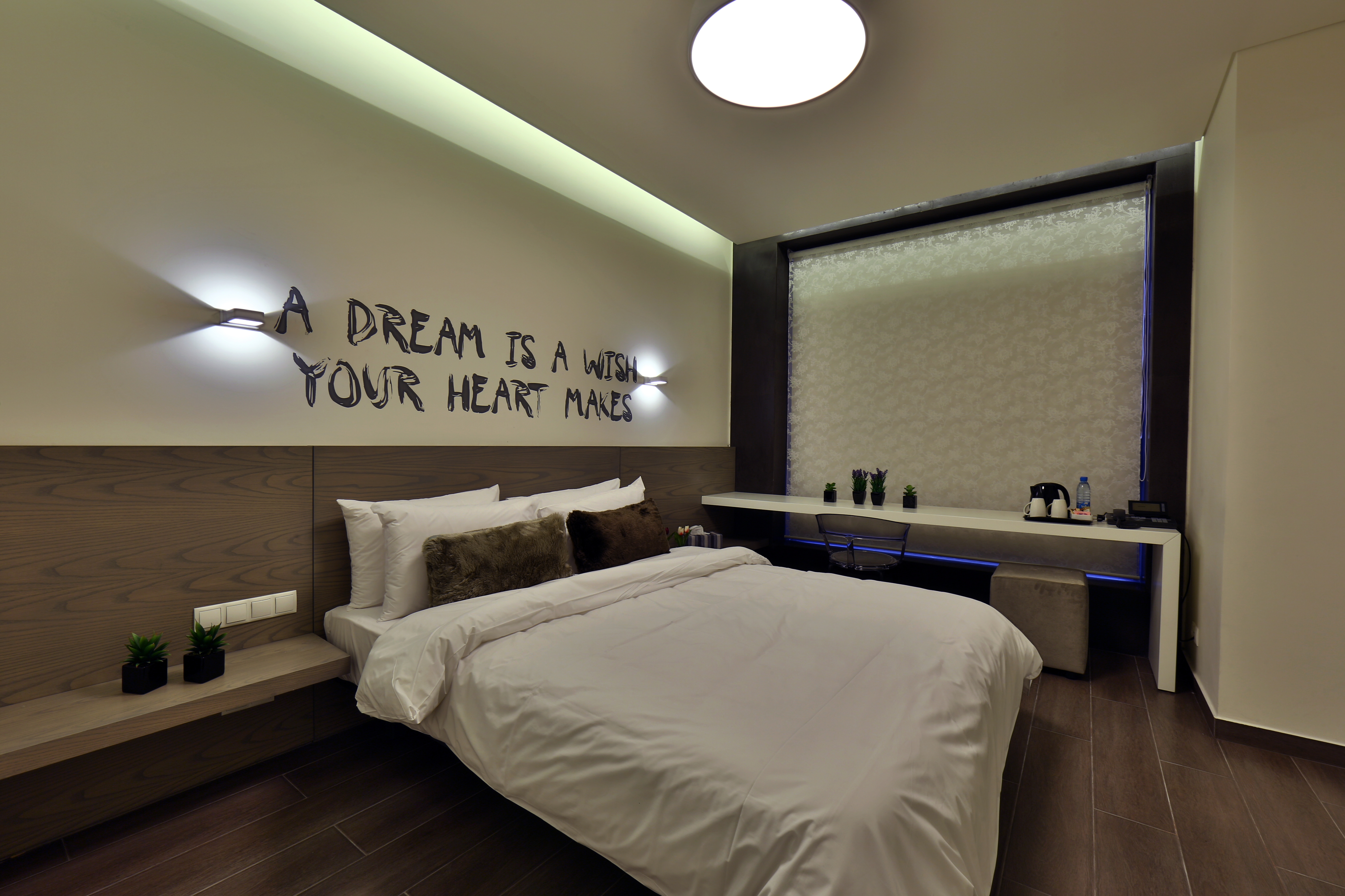 Double or Twin Standard