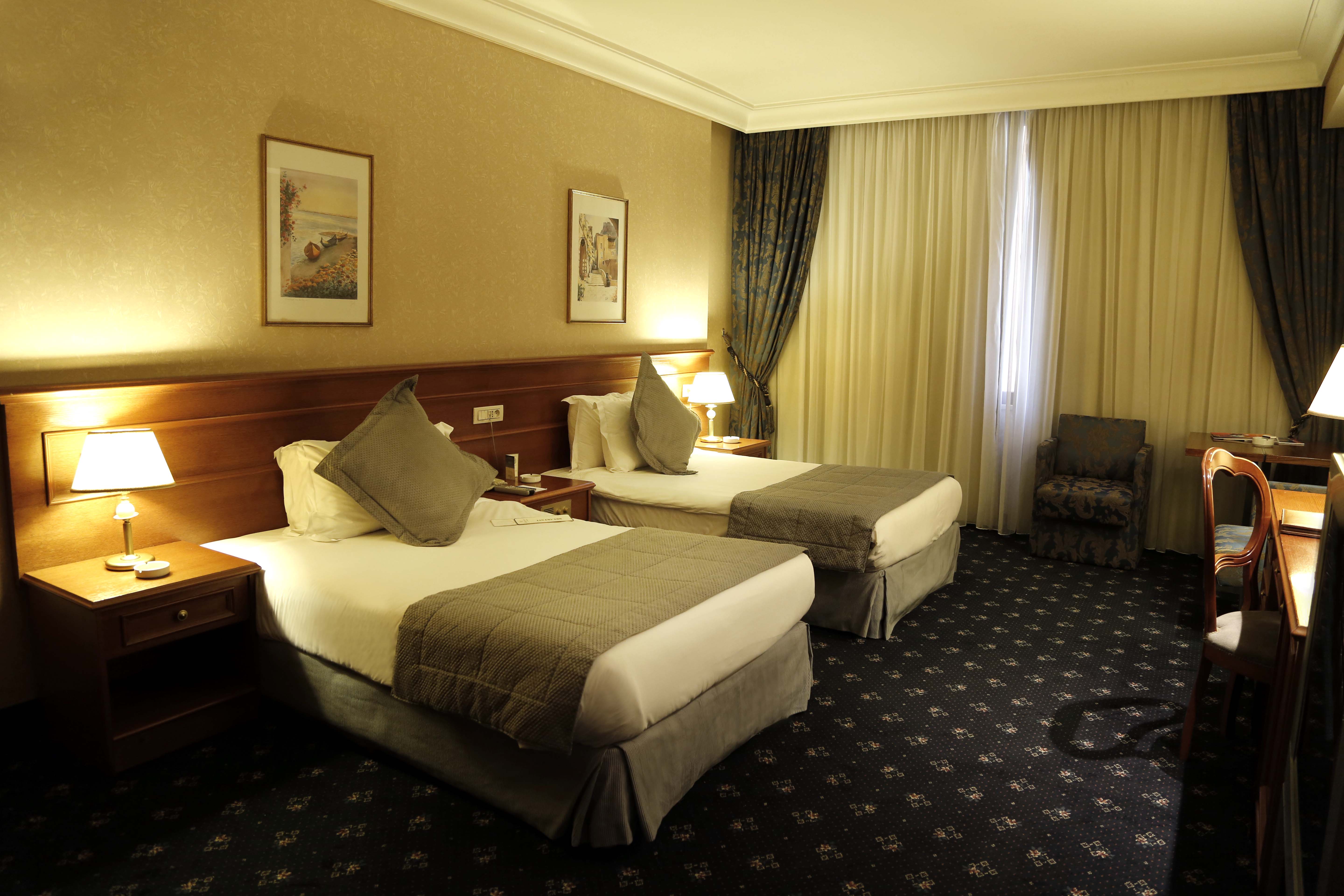 Double Classic City View