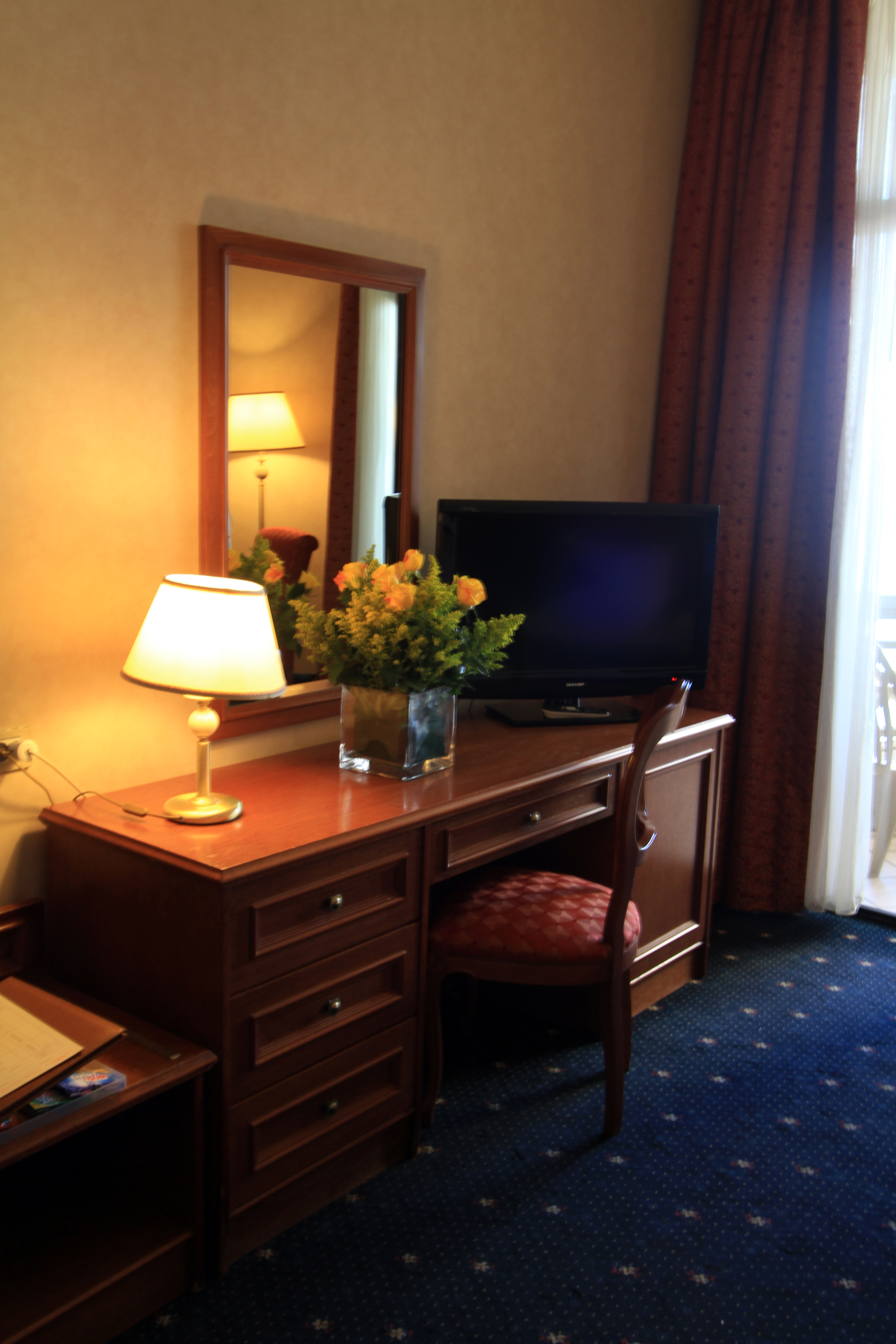 Double Classic City View