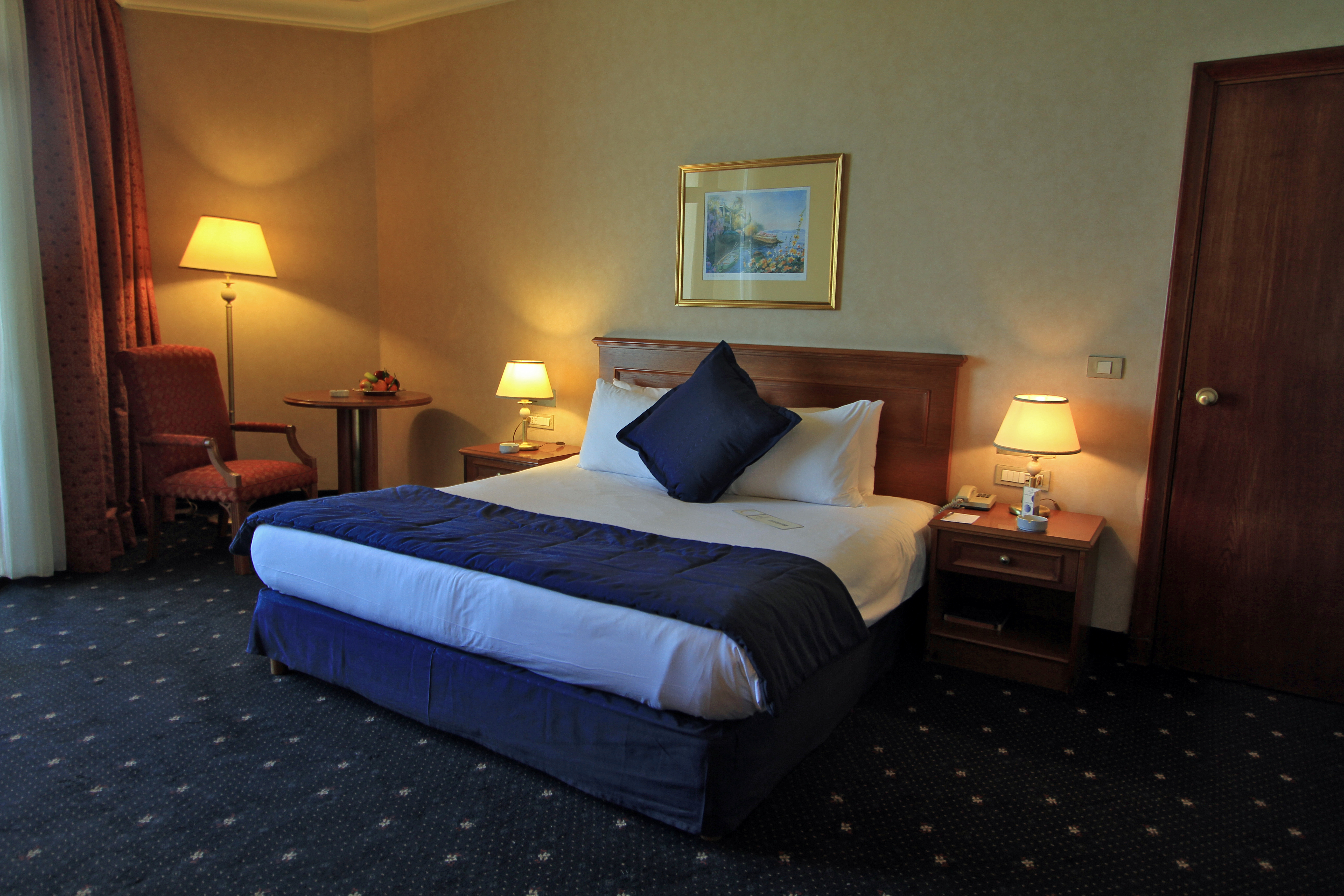 Single Classic City View