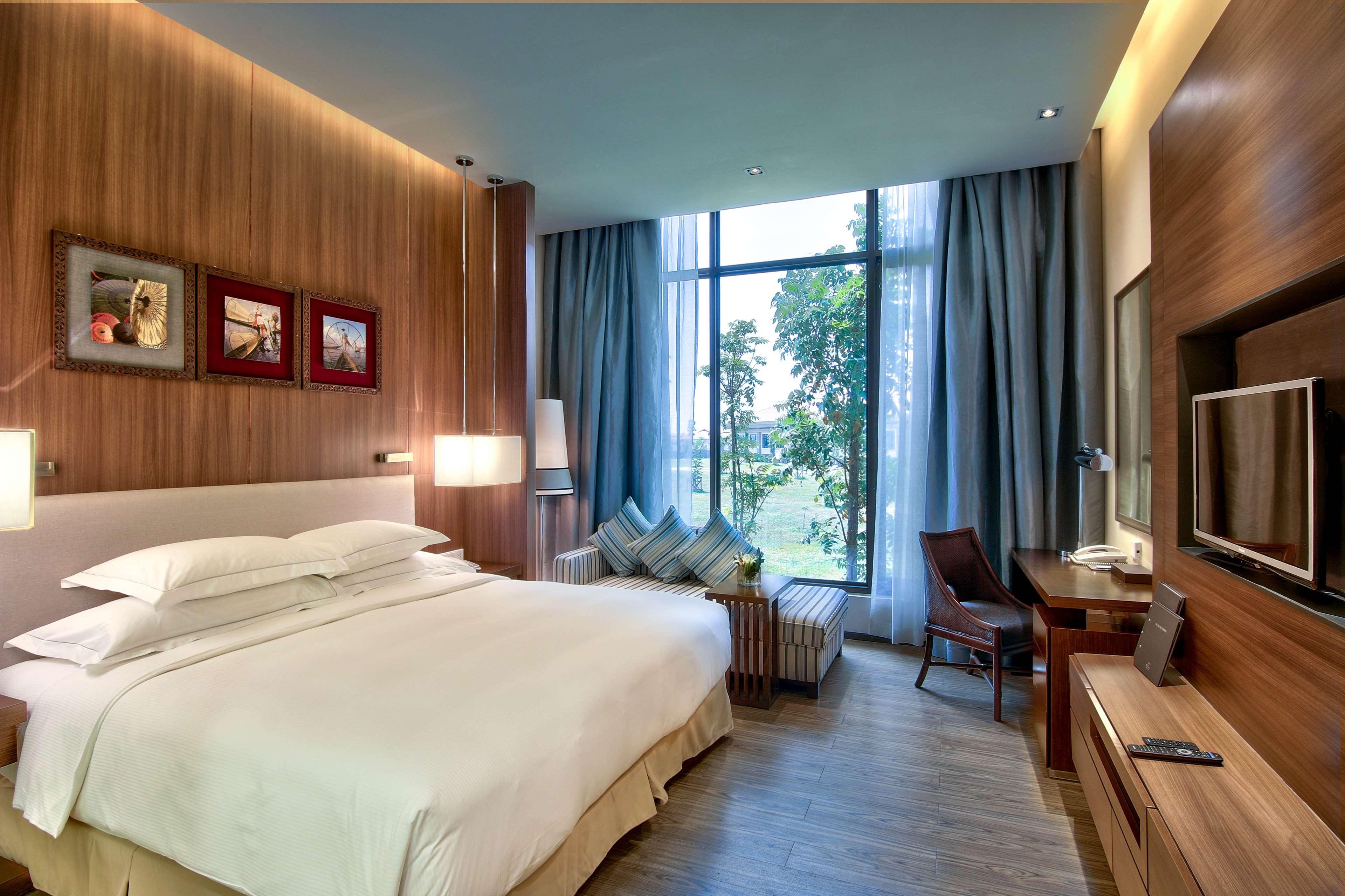 Double King Size Bed