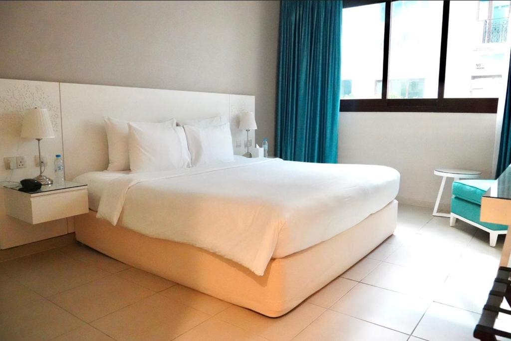 Double or Twin Standard