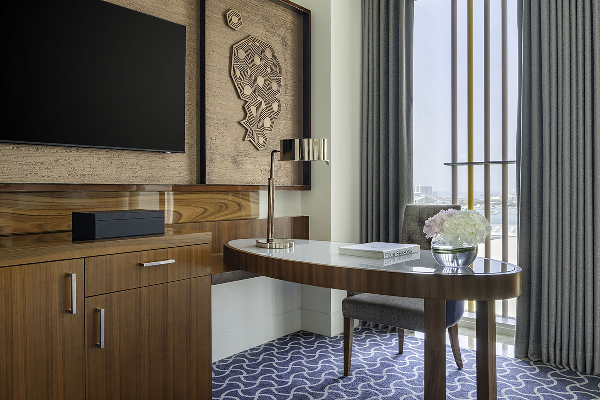 Double Deluxe King Bed