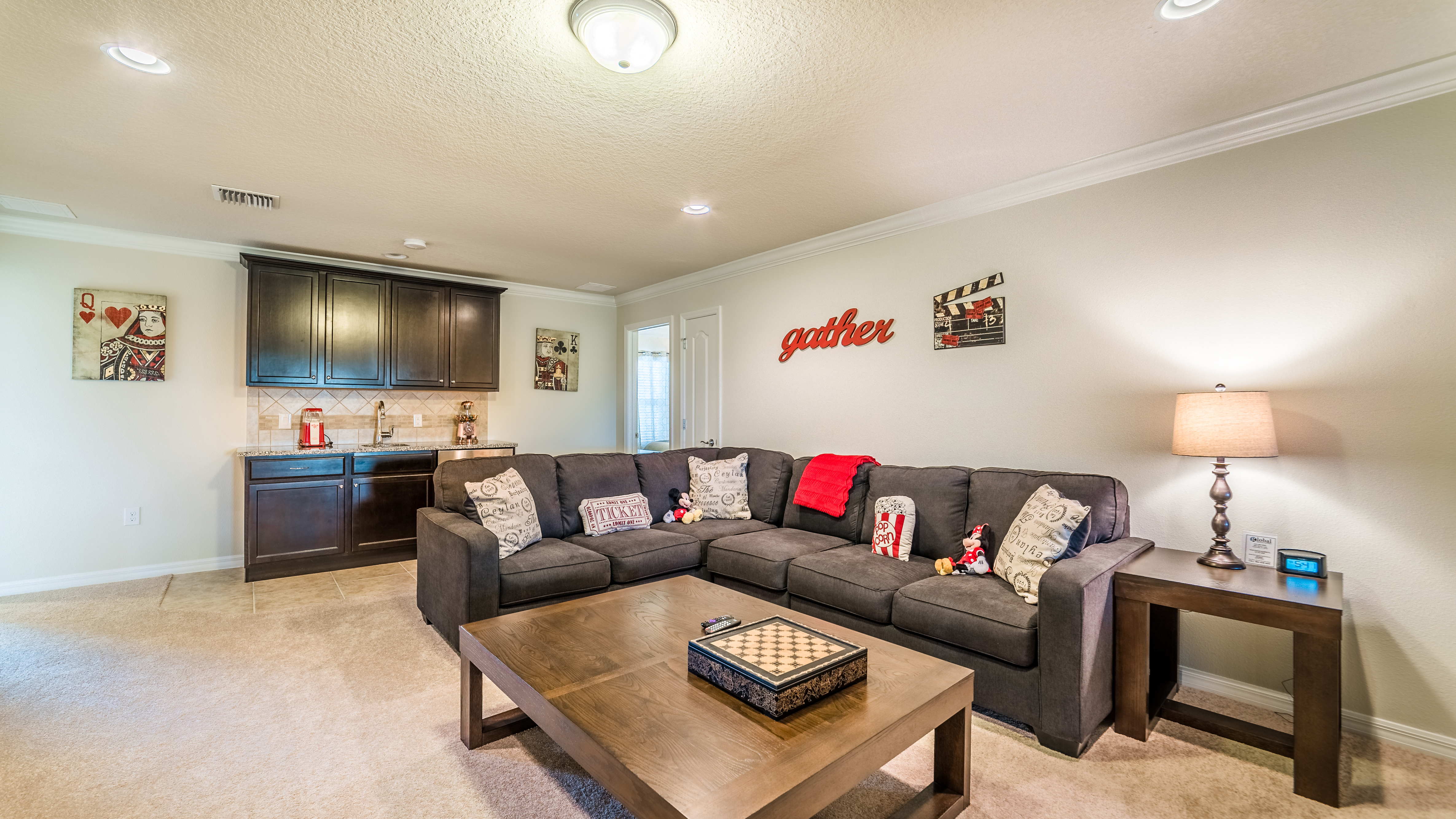 Home Eight Bedrooms with Private Pool