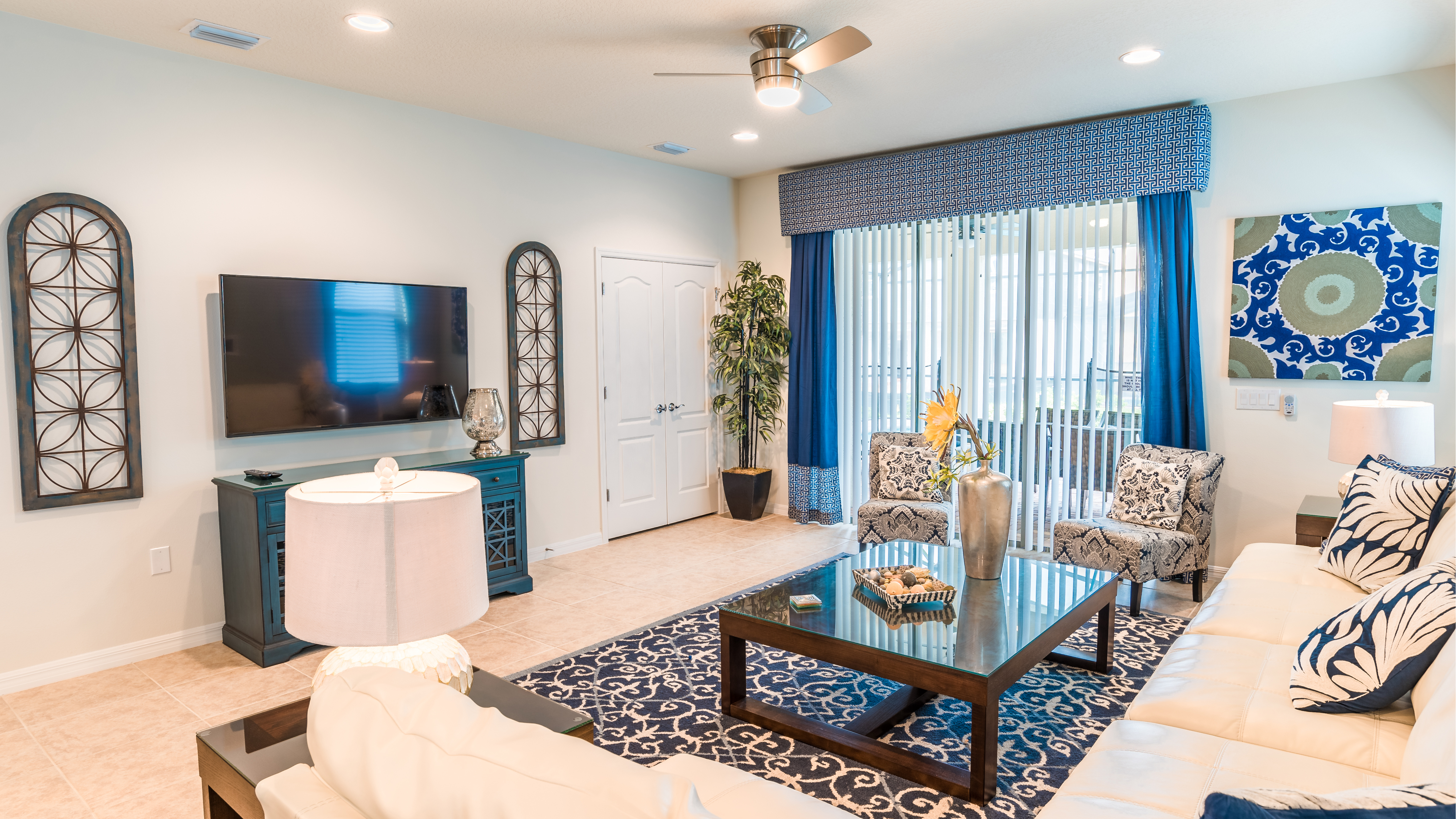 Home Seven Bedrooms with Private Pool