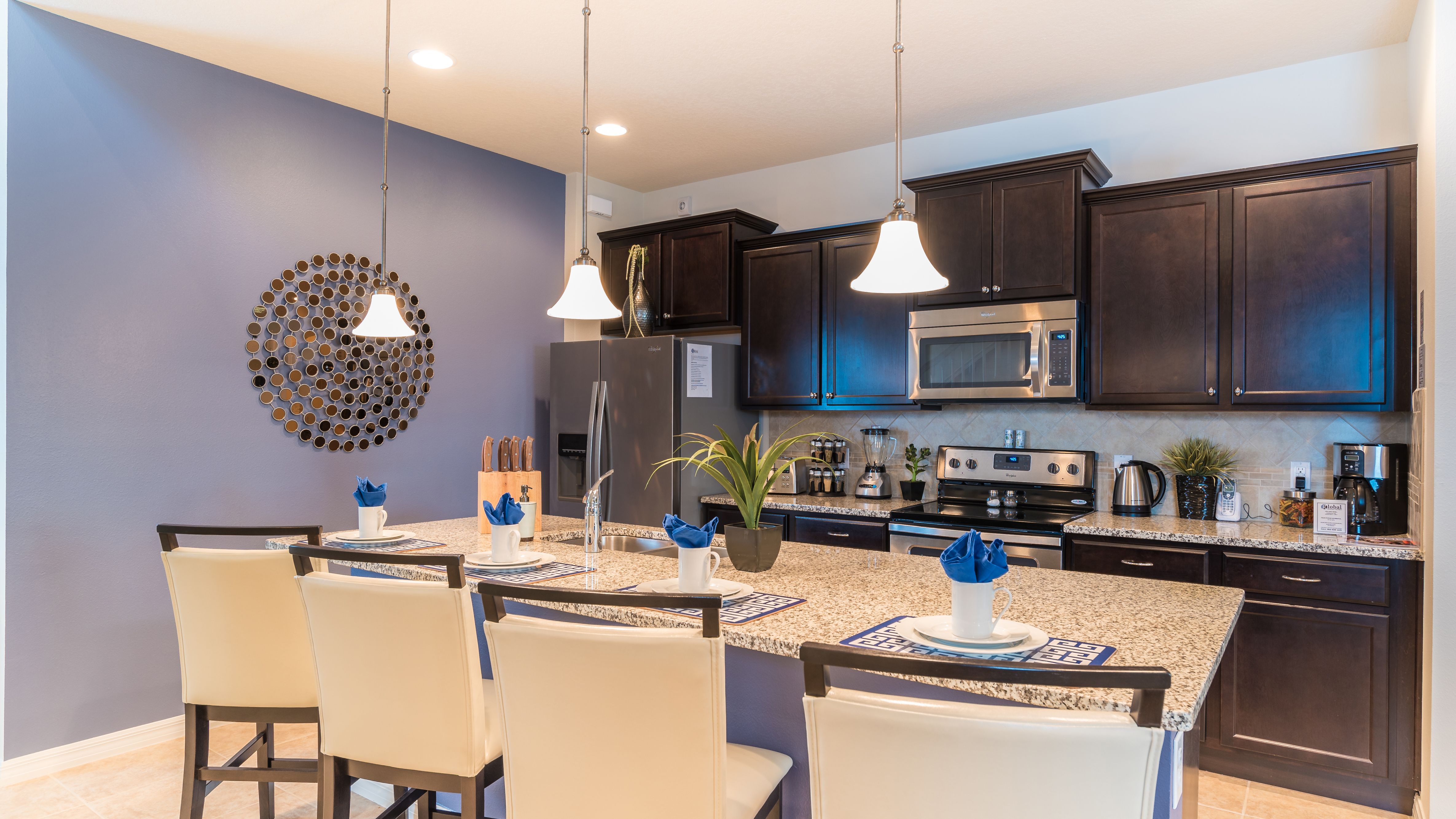 Home Seven Bedrooms with Private Pool