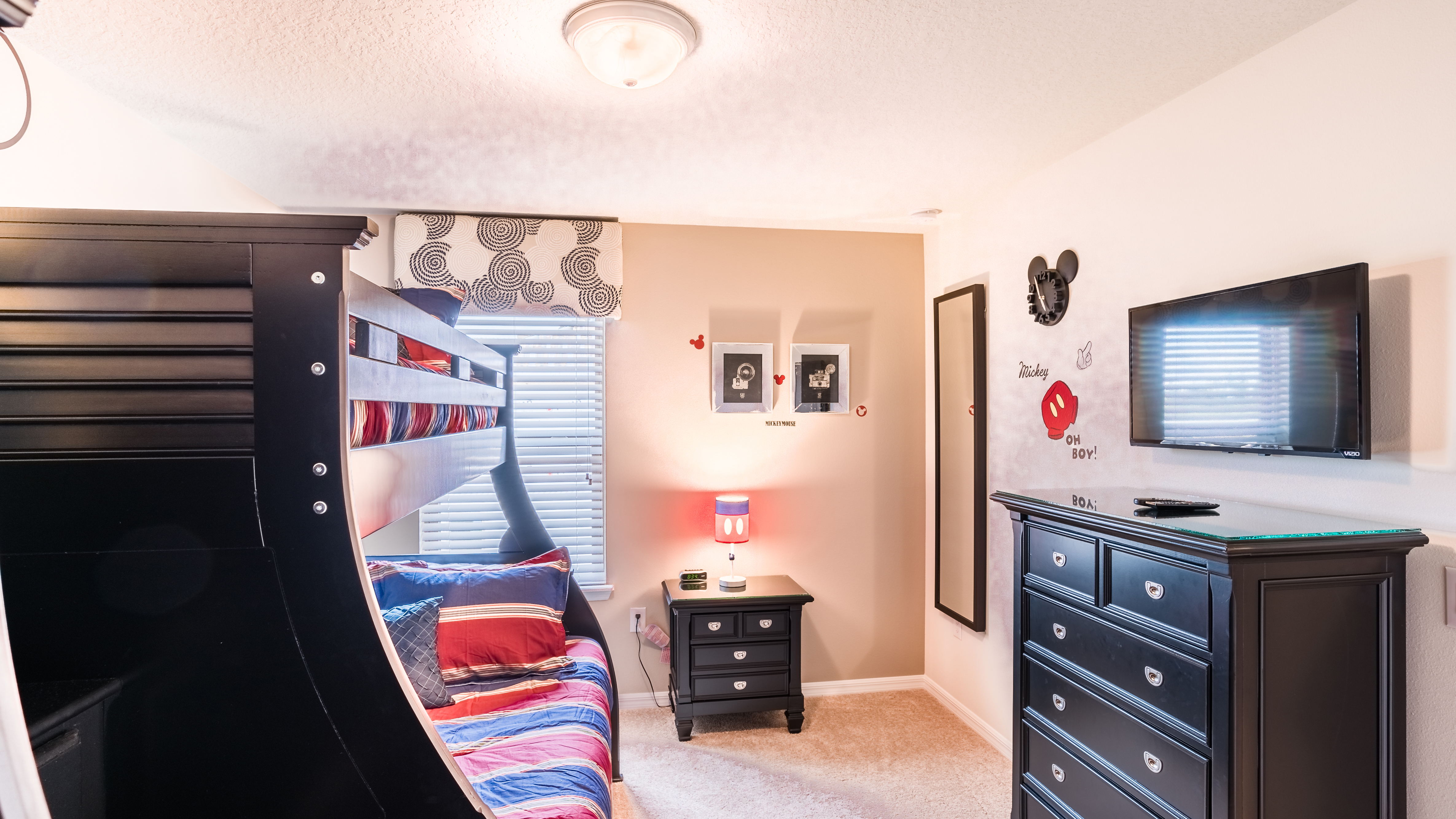 Home Seven Bedrooms with Private Pool