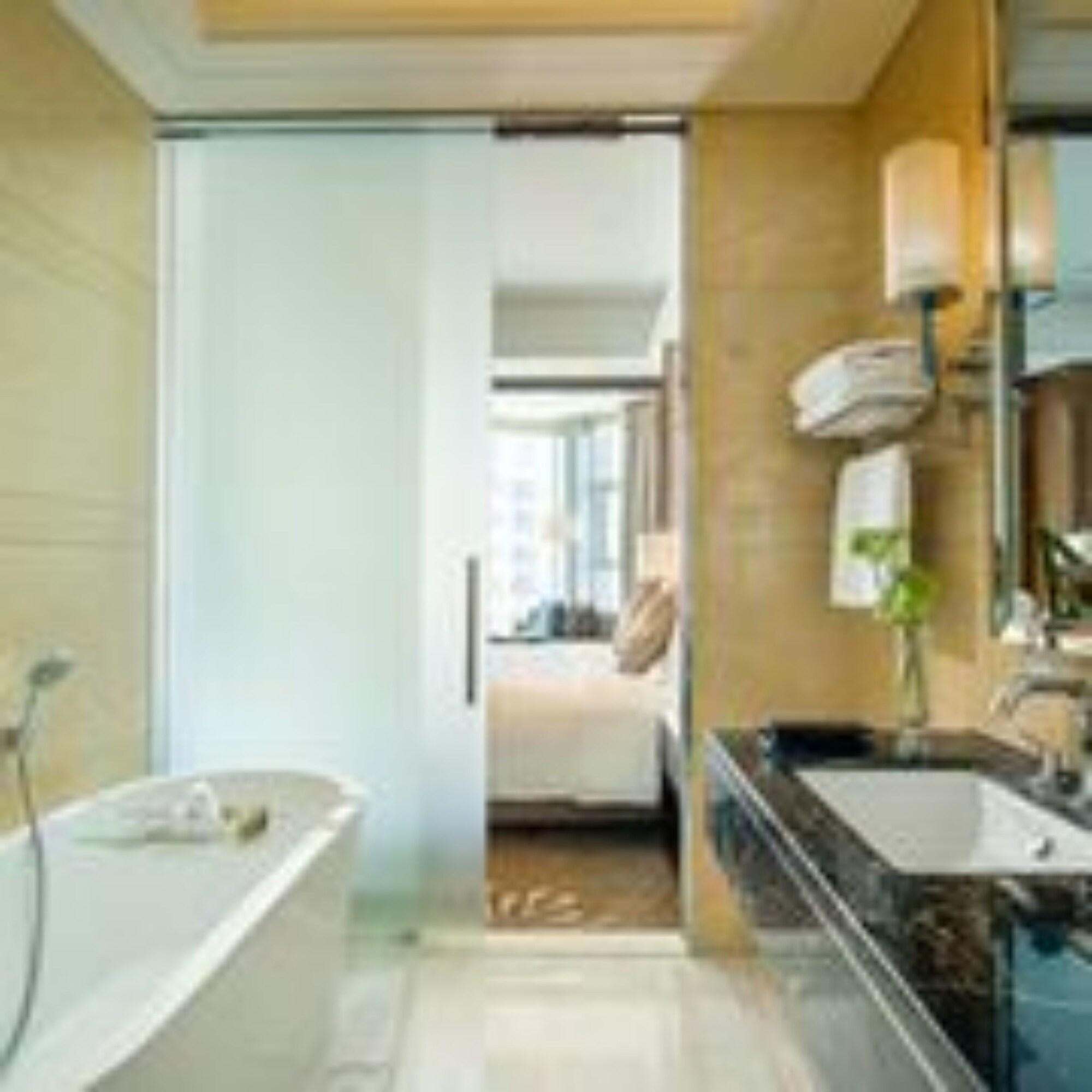 Twin Deluxe River View