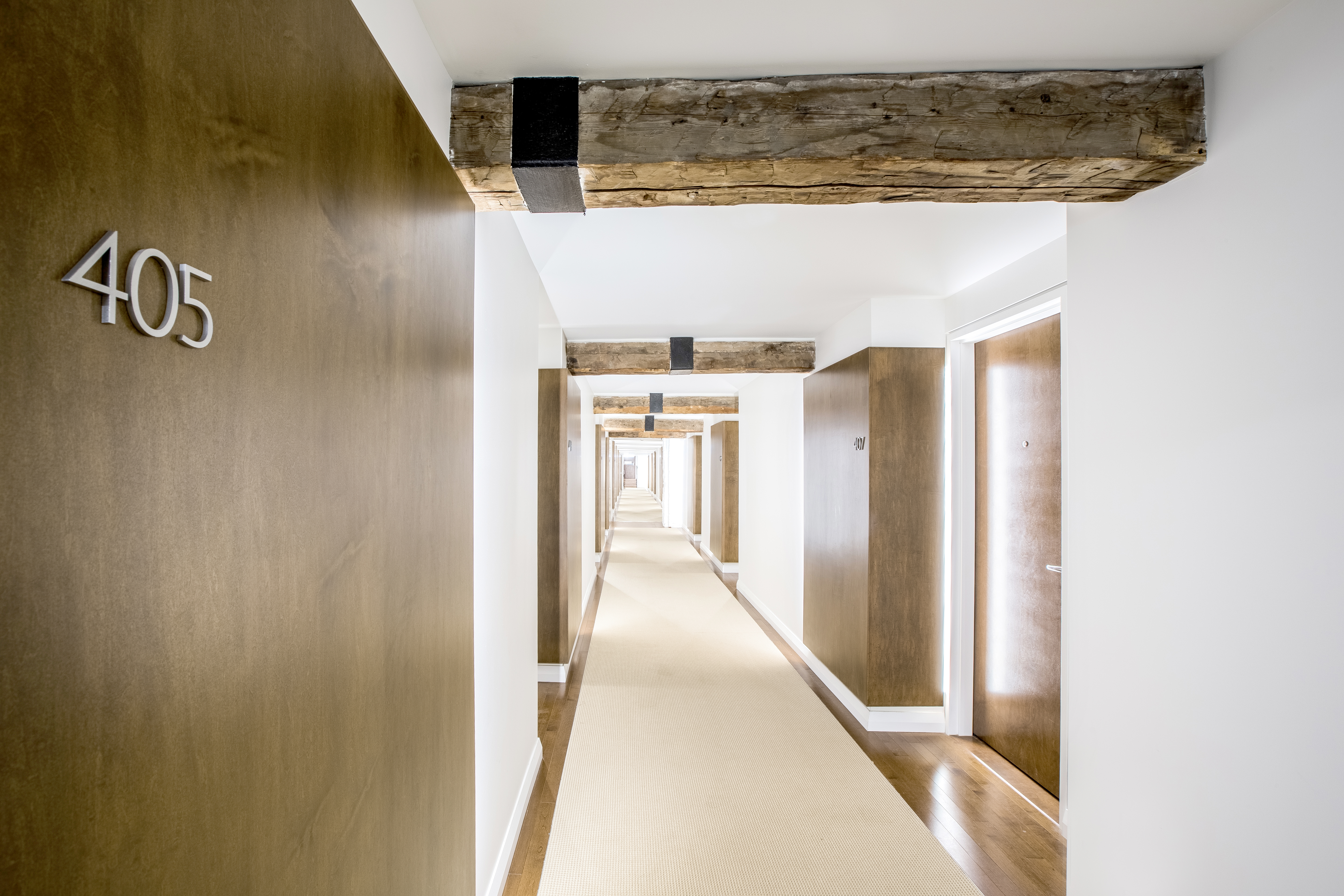 Single Queen Size Bed