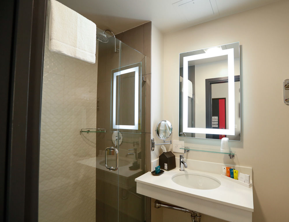 Double Queen Size Bed