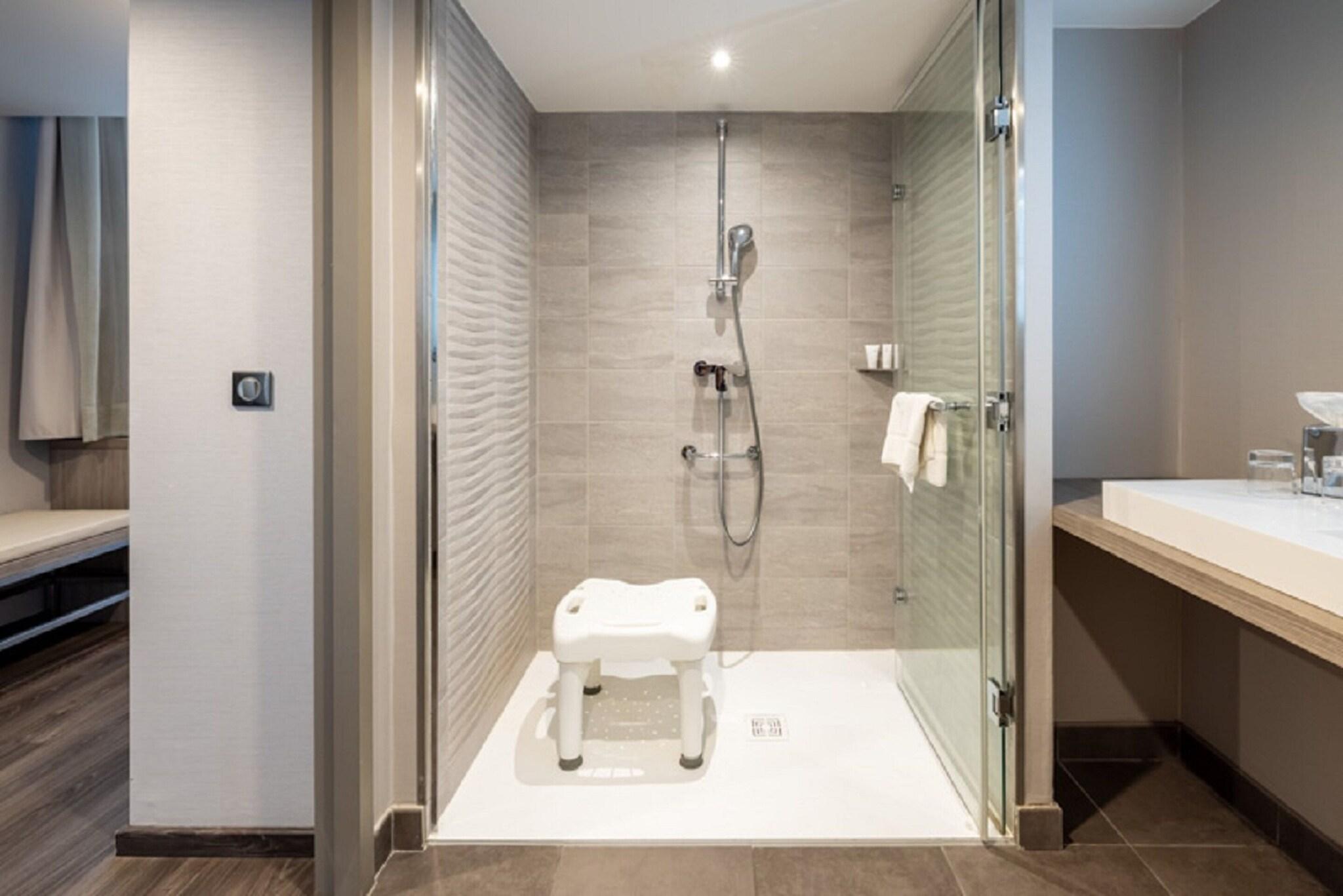 Double Classic City View