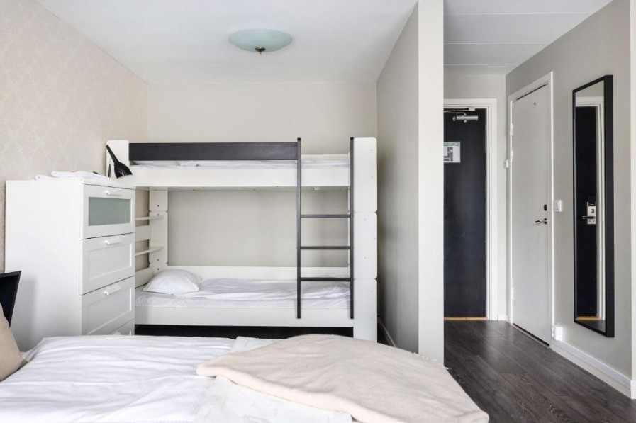 Quadruple with Double Bed