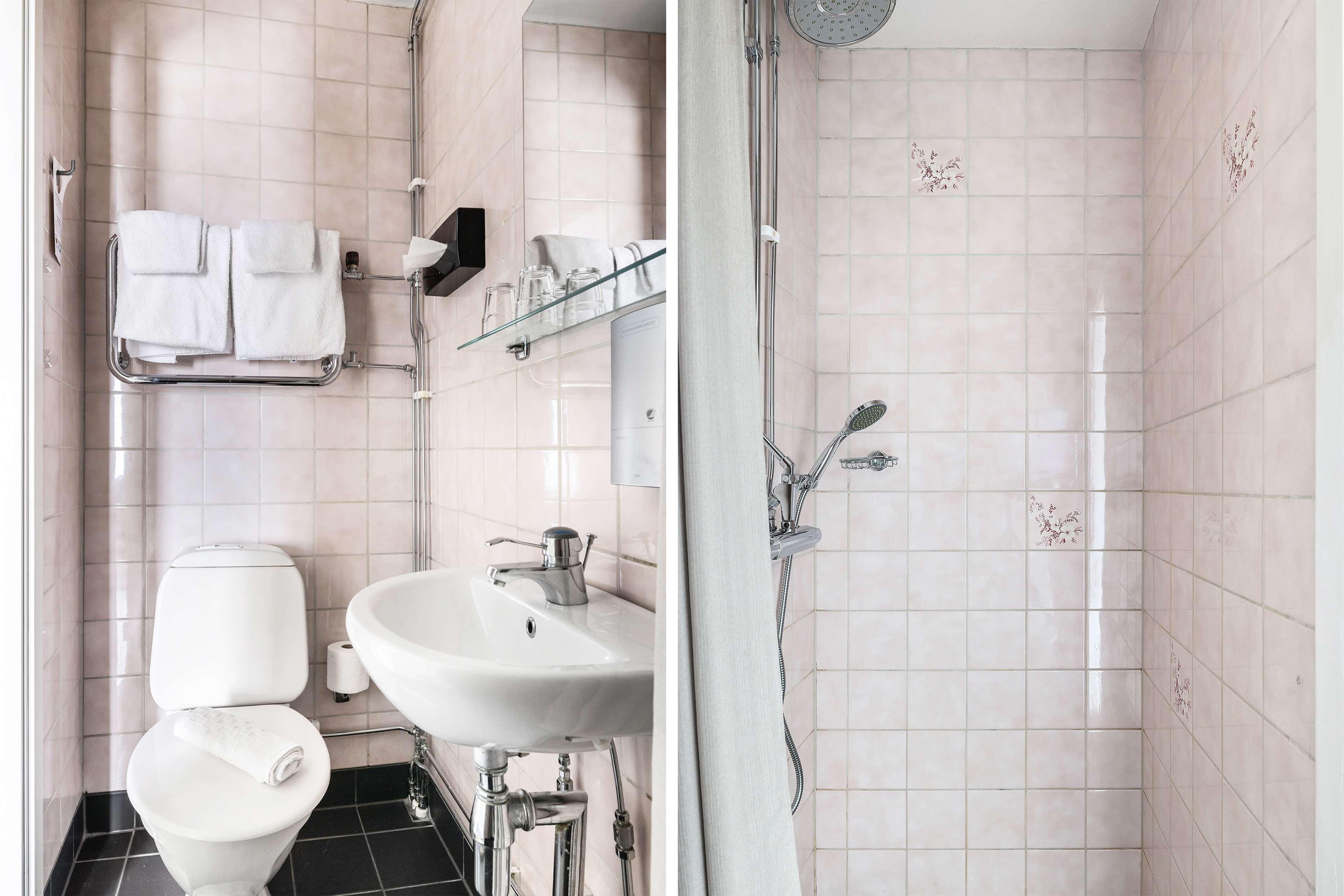 Quadruple with Double Bed