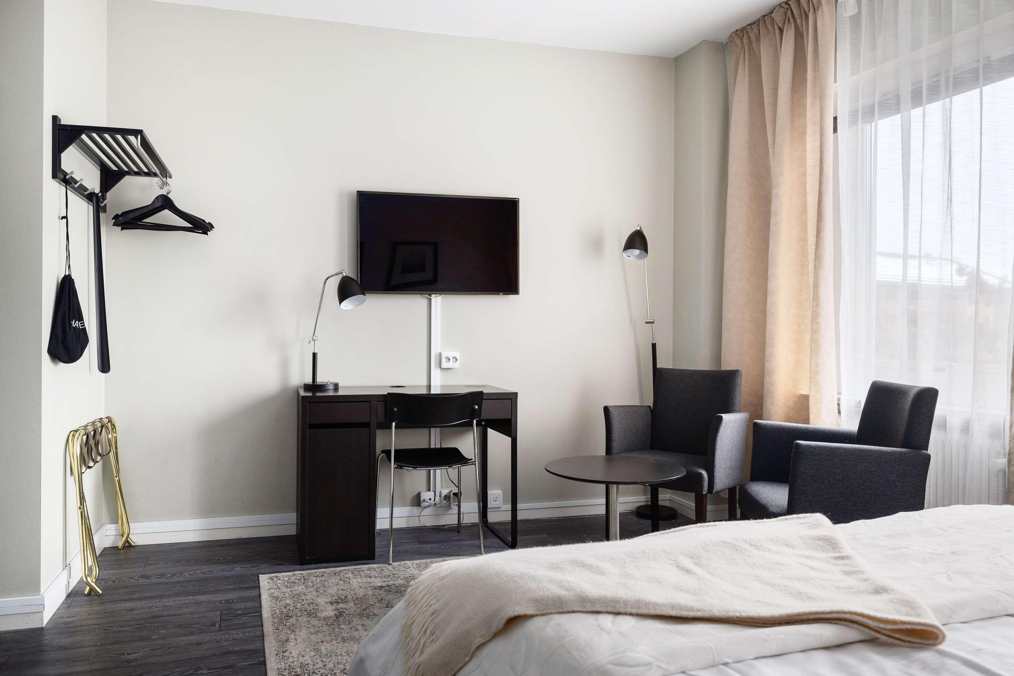 Quadruple with Double Bed